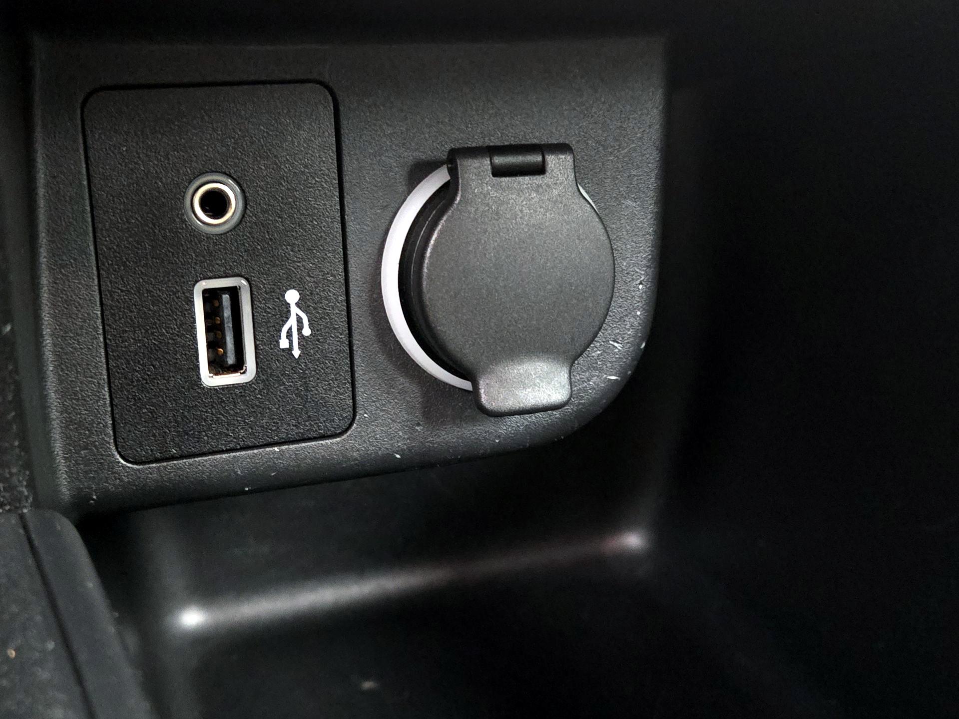 Thumbnail: 2020 Nissan Kicks - 18