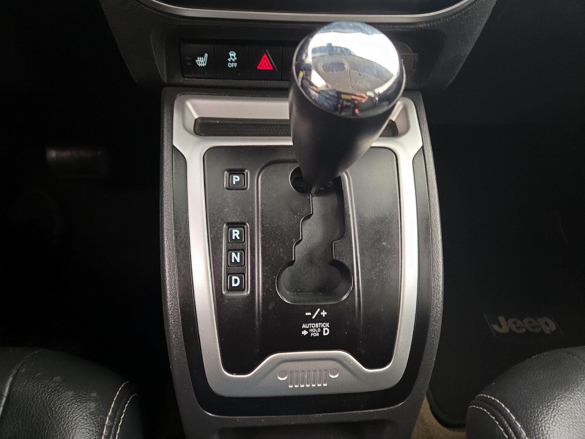 Thumbnail: 2017 Jeep Compass - 15