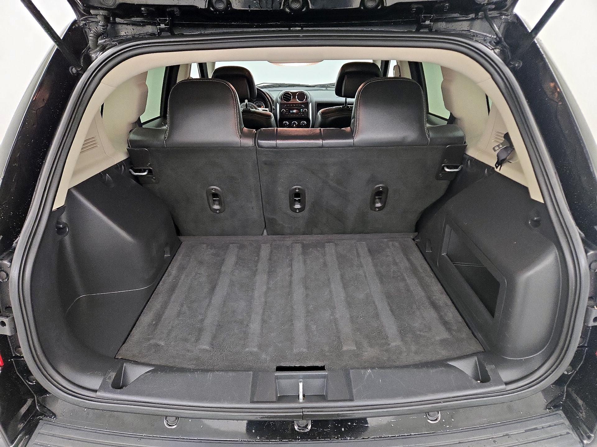 Thumbnail: 2017 Jeep Compass - 17