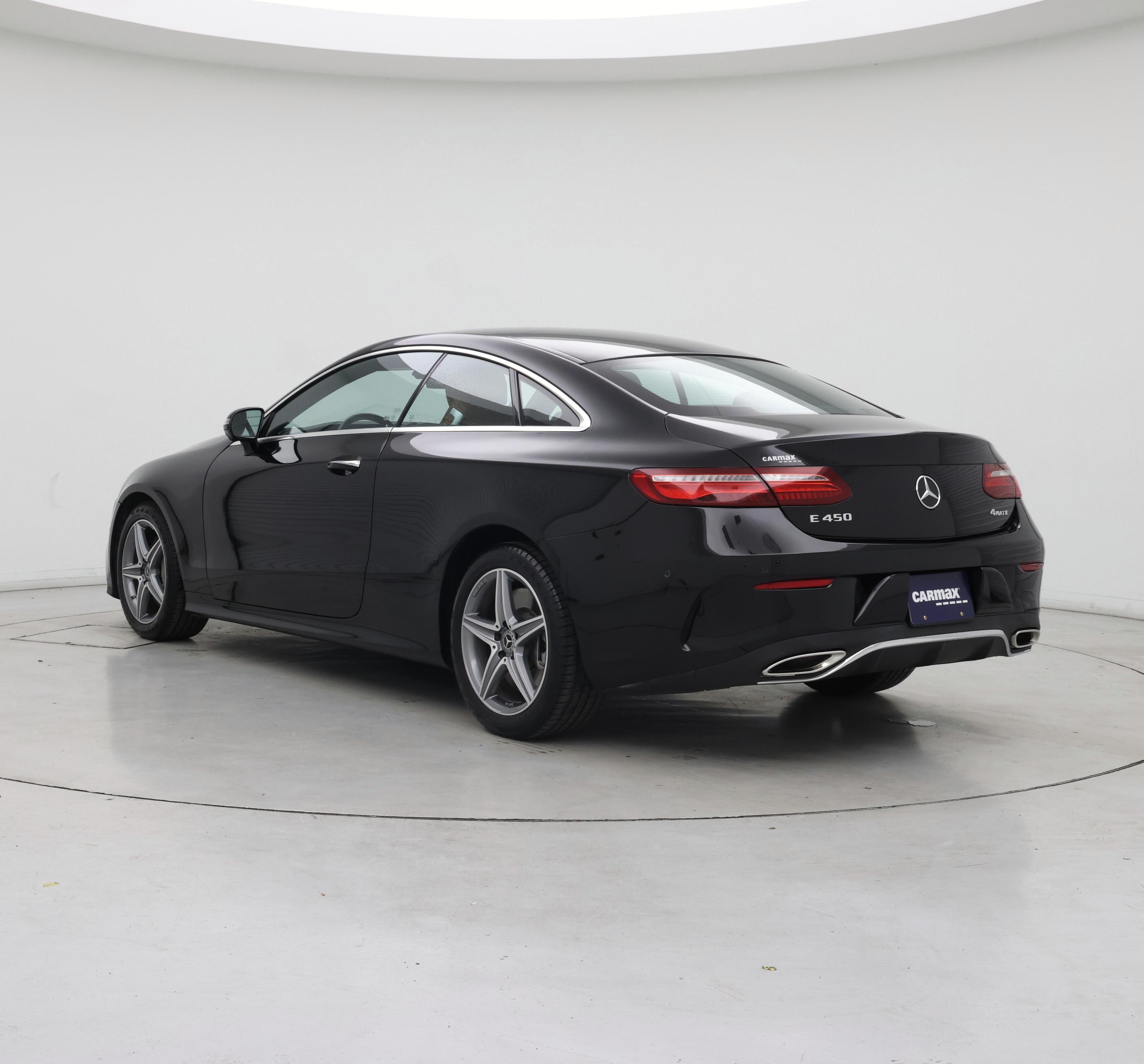 Thumbnail: 2019 Mercedes-Benz E-Class - 2