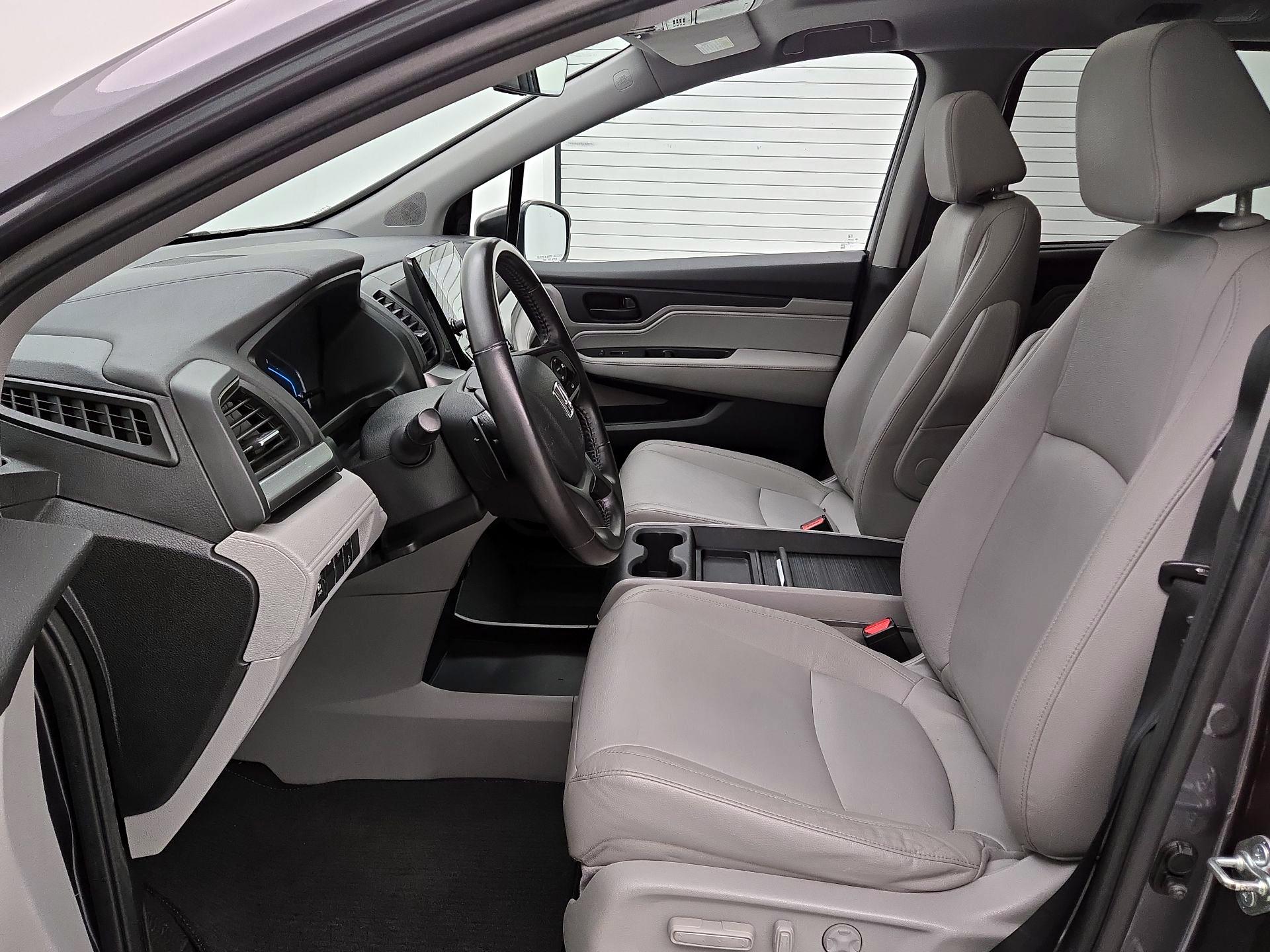 Thumbnail: 2018 Honda Odyssey - 11