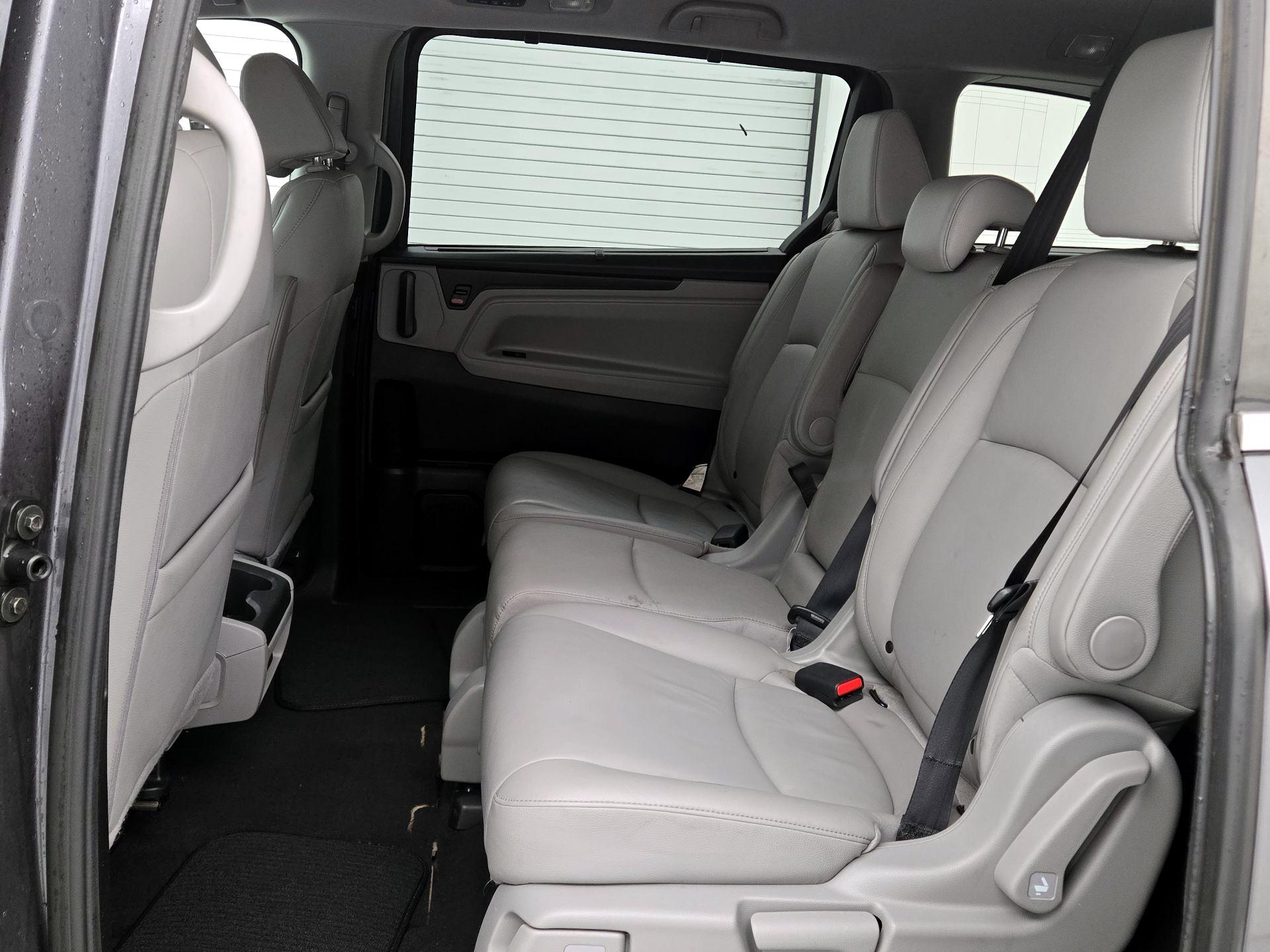 Thumbnail: 2018 Honda Odyssey - 19