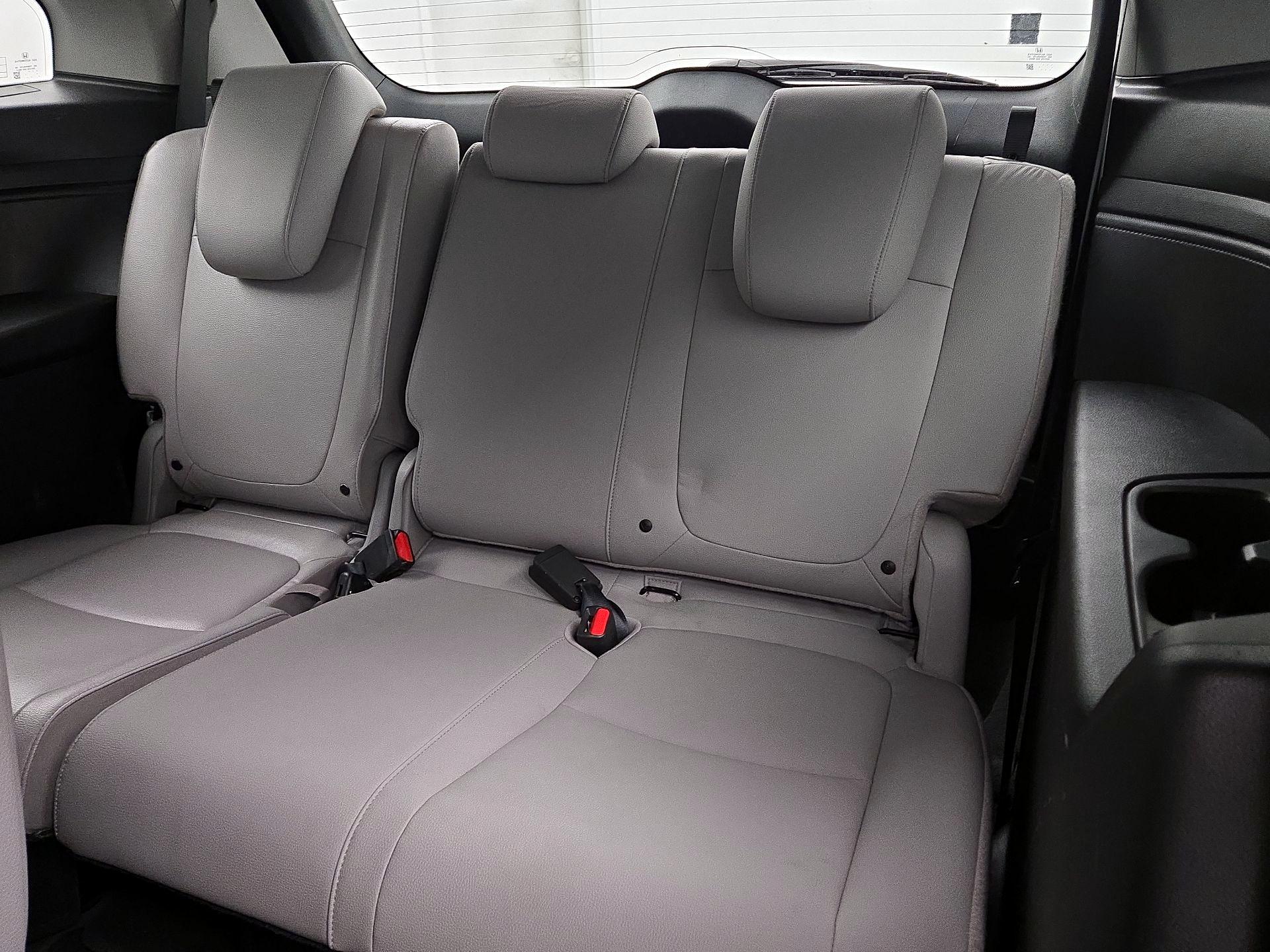 Thumbnail: 2018 Honda Odyssey - 20