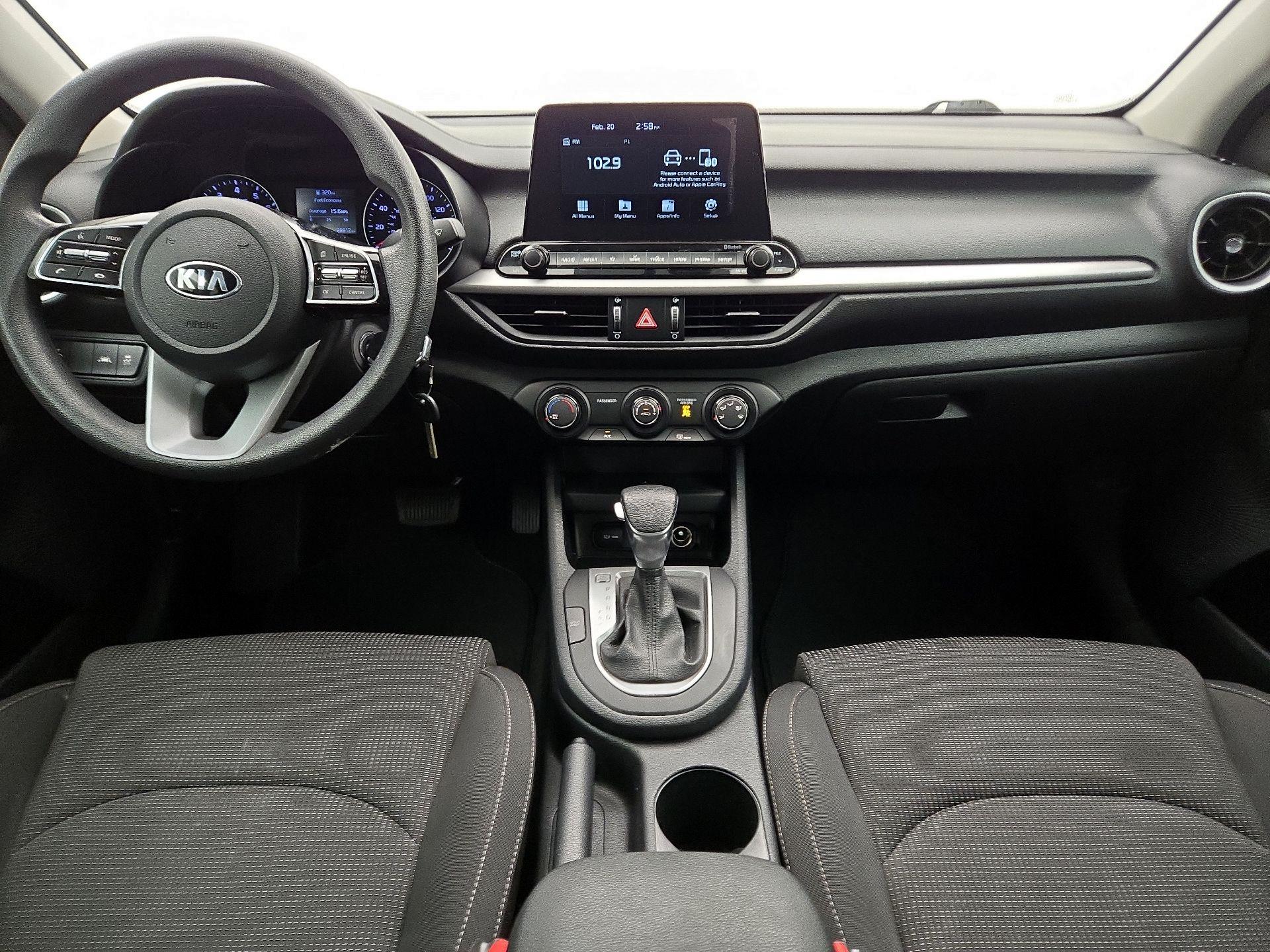 Thumbnail: 2020 Kia Forte - 9