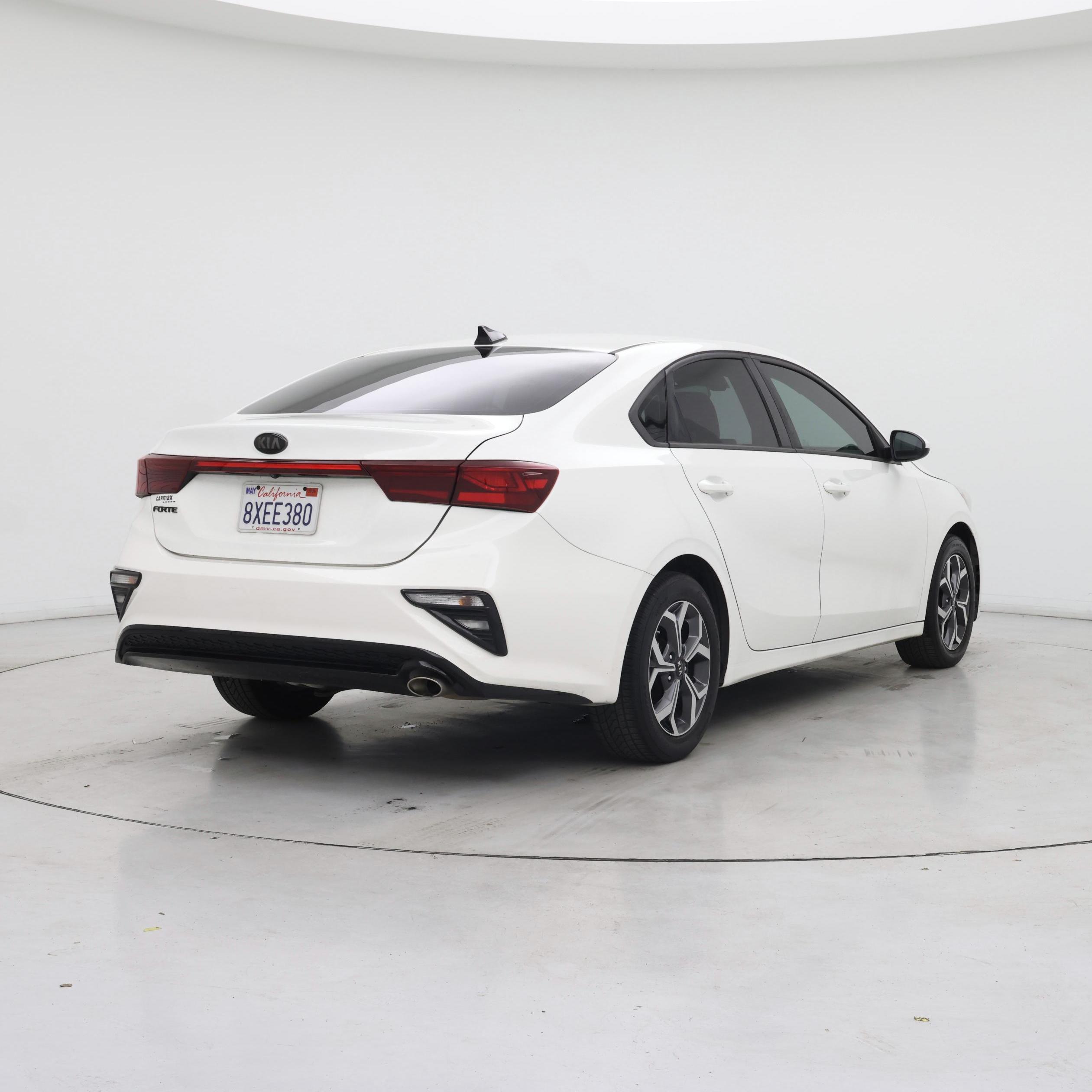 Thumbnail: 2020 Kia Forte - 8