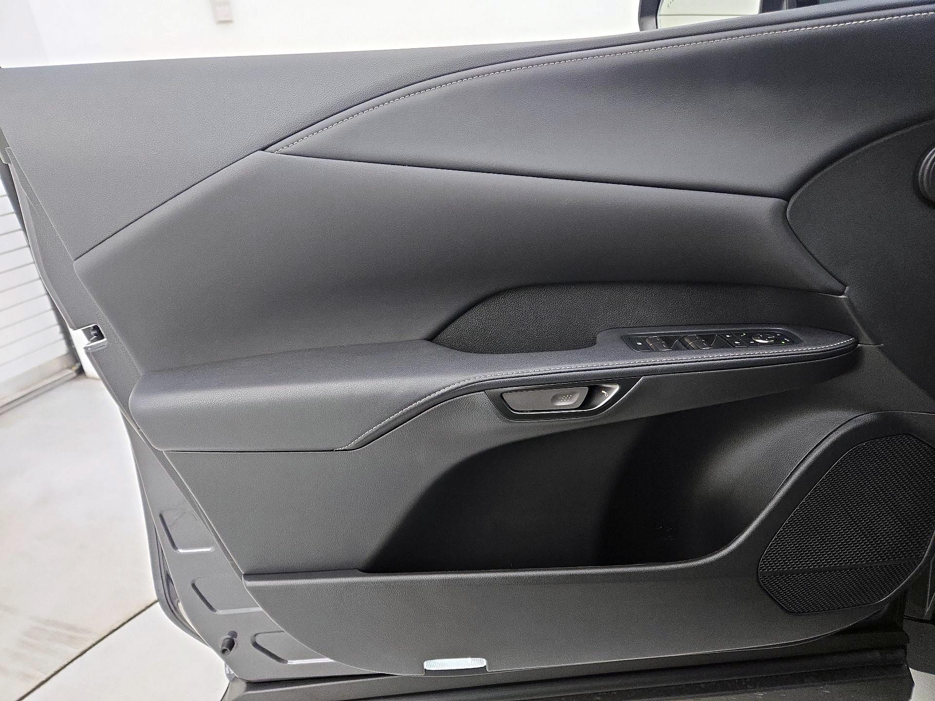 Thumbnail: 2025 Lexus RX - 12