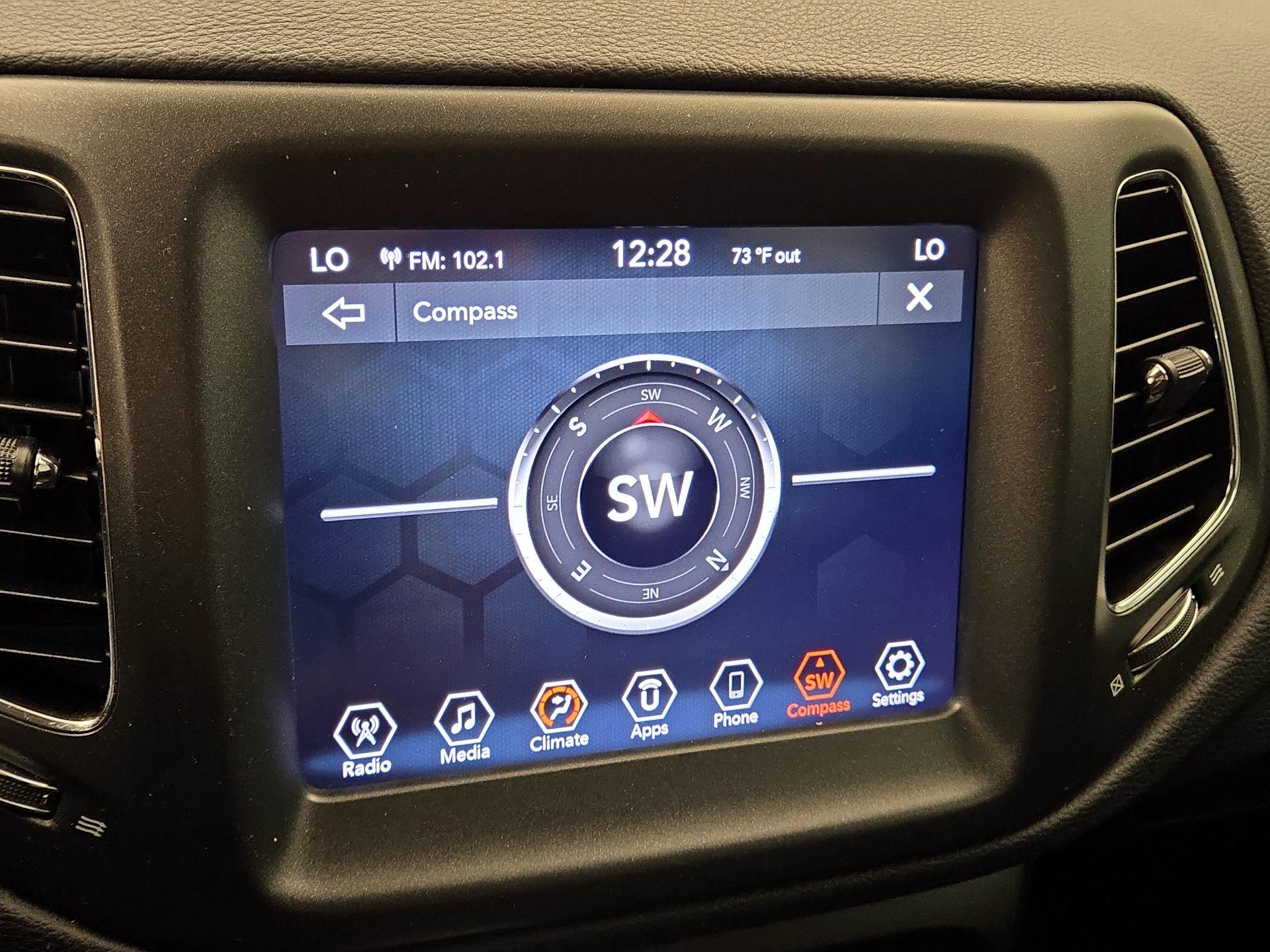 Thumbnail: 2020 Jeep Compass - 14