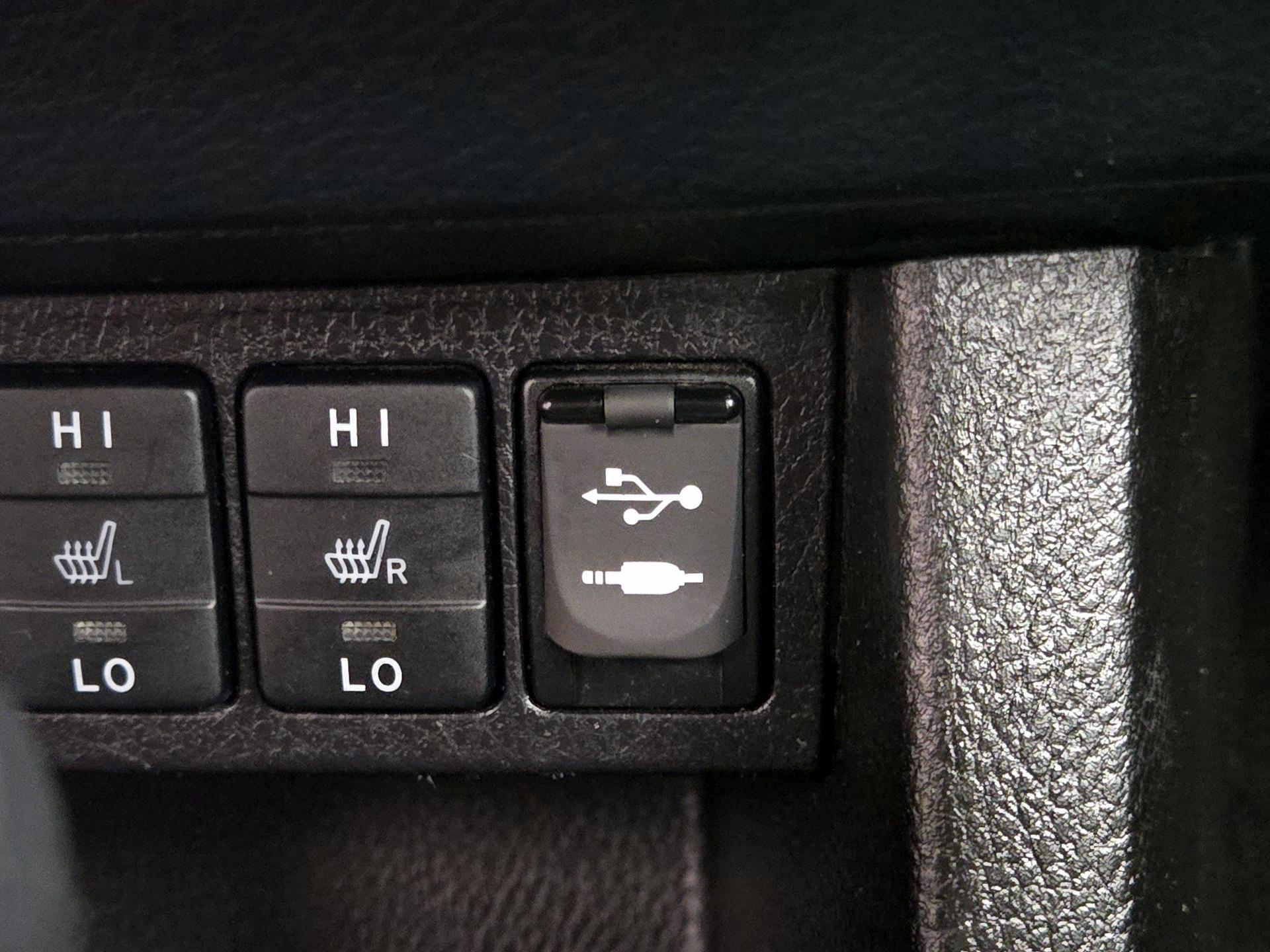 Thumbnail: 2016 Toyota Corolla - 19