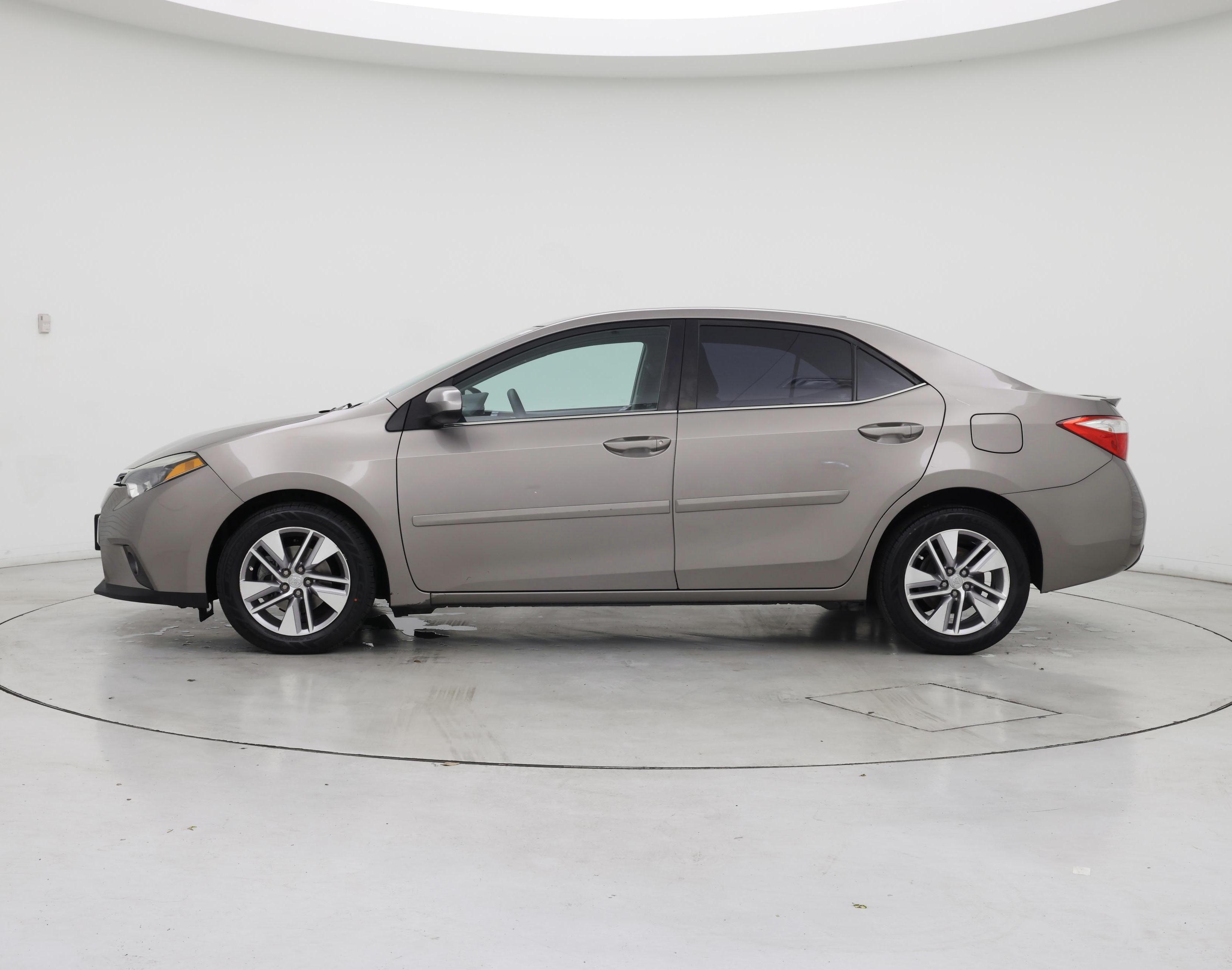 Thumbnail: 2016 Toyota Corolla - 3