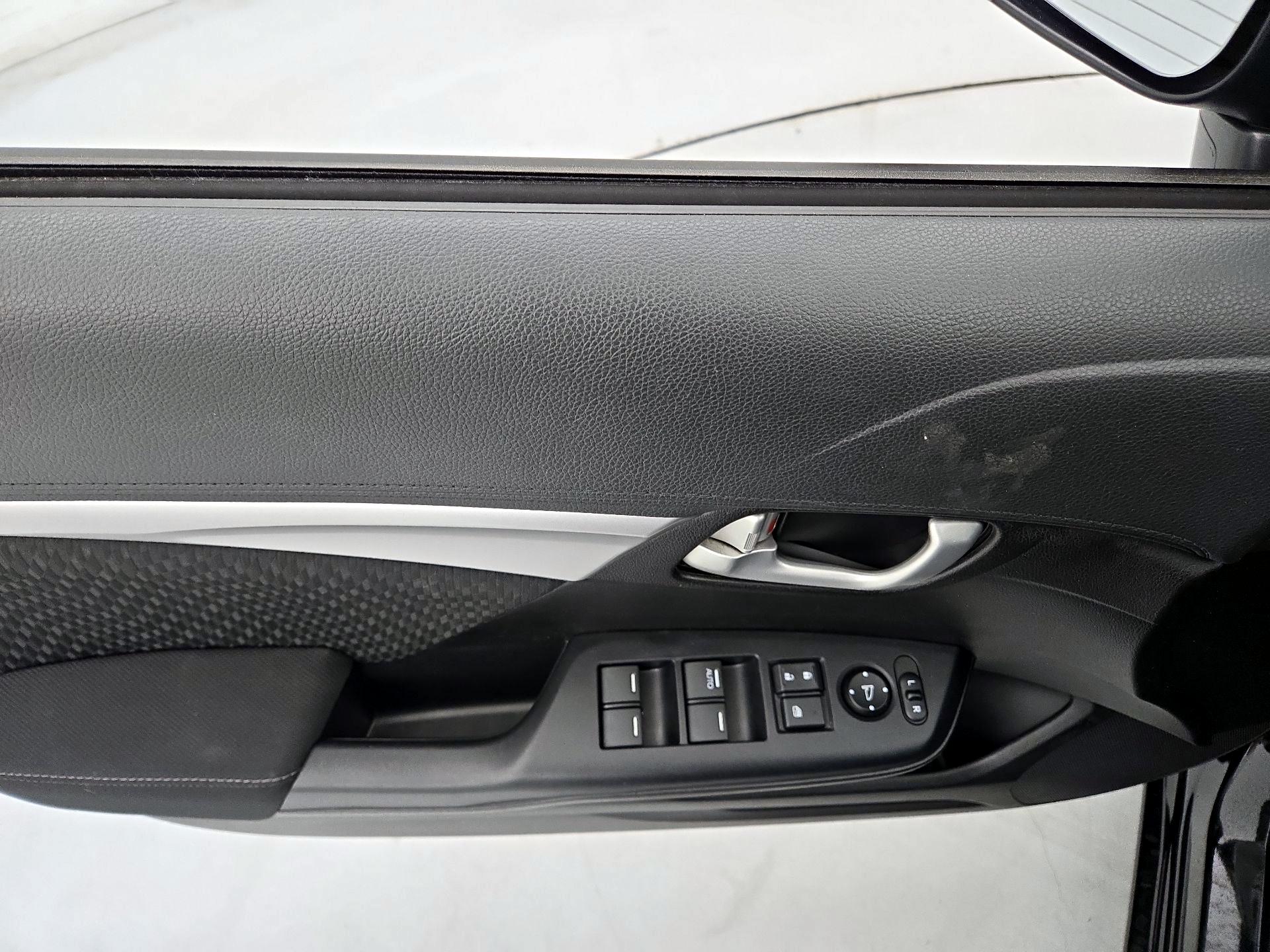 Thumbnail: 2014 Honda Civic - 12