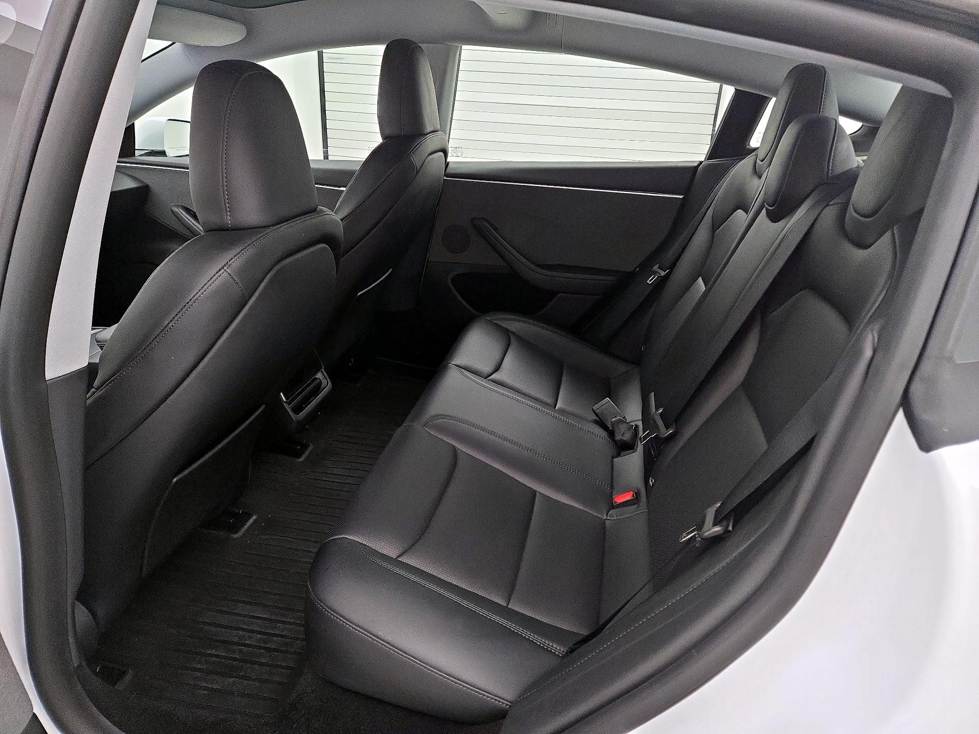 Thumbnail: 2025 Tesla Model 3 - 20