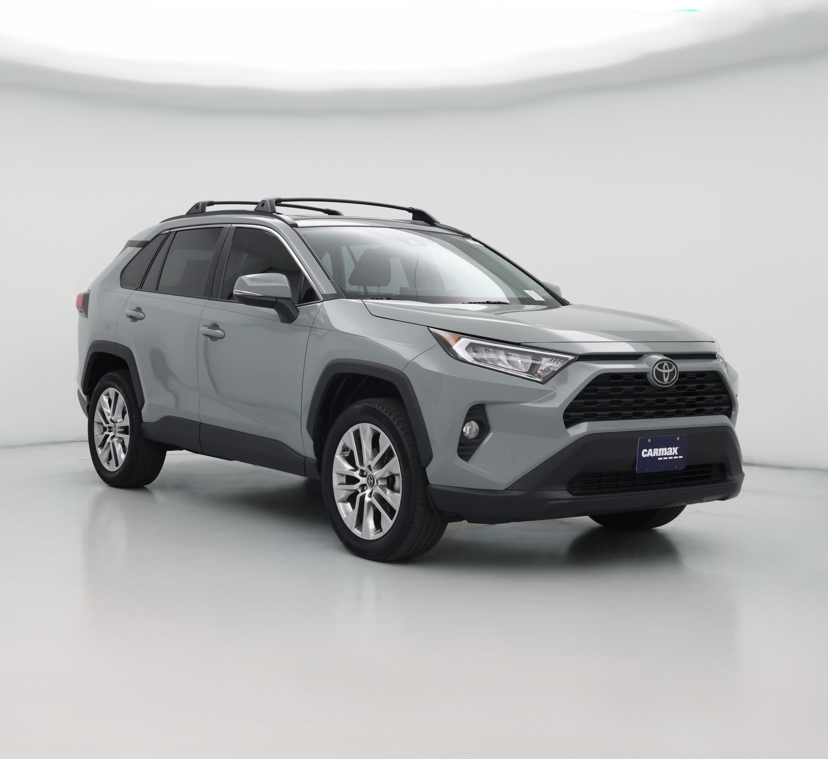 Thumbnail: 2019 Toyota RAV4 - 1