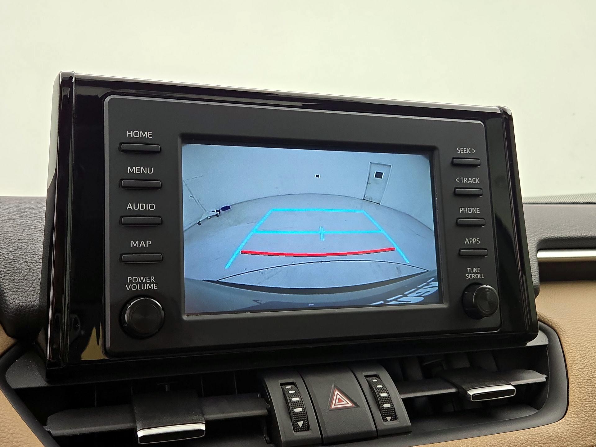 Thumbnail: 2019 Toyota RAV4 - 14