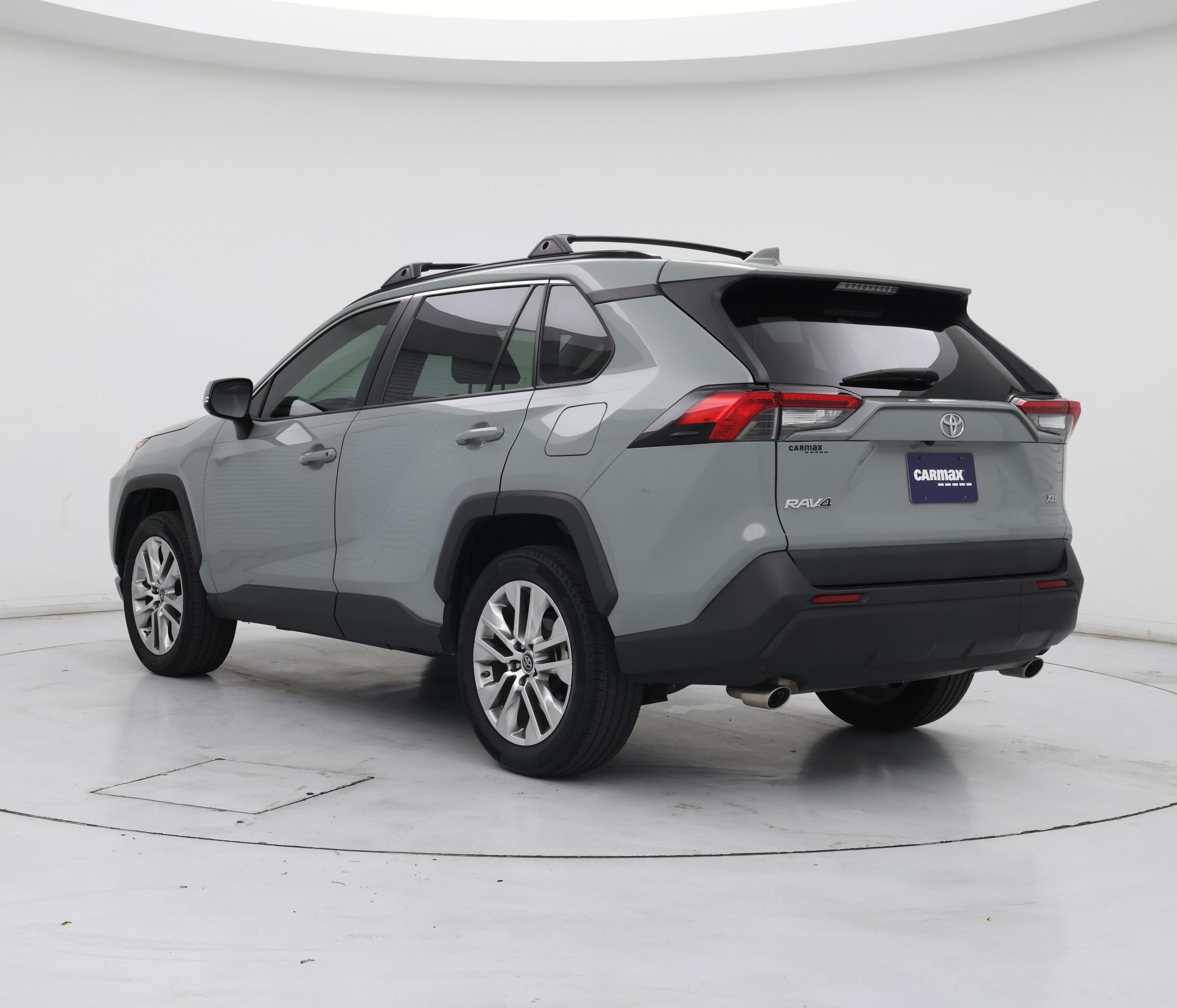 Thumbnail: 2019 Toyota RAV4 - 2