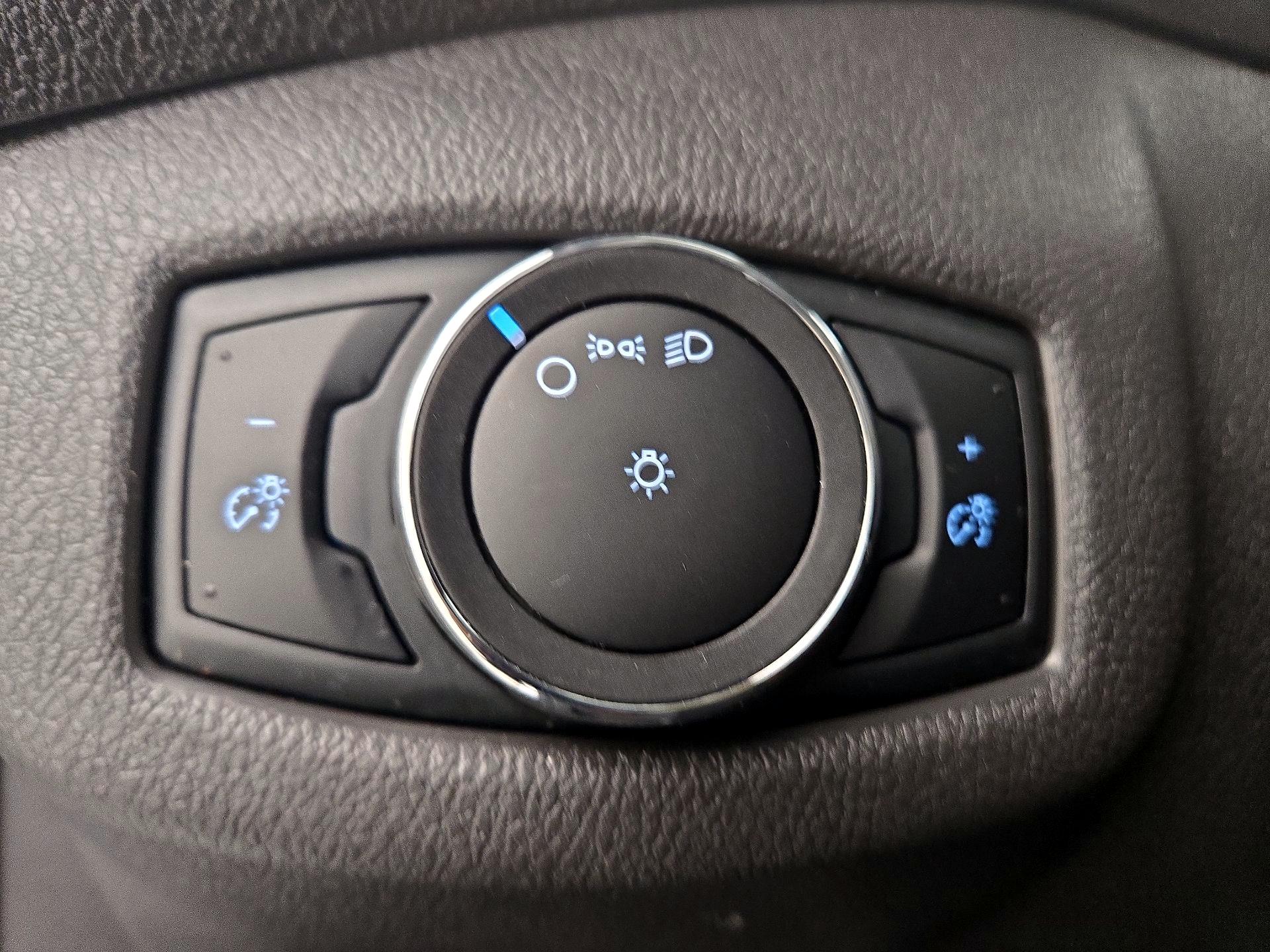 Thumbnail: 2017 Ford Transit Series - 13