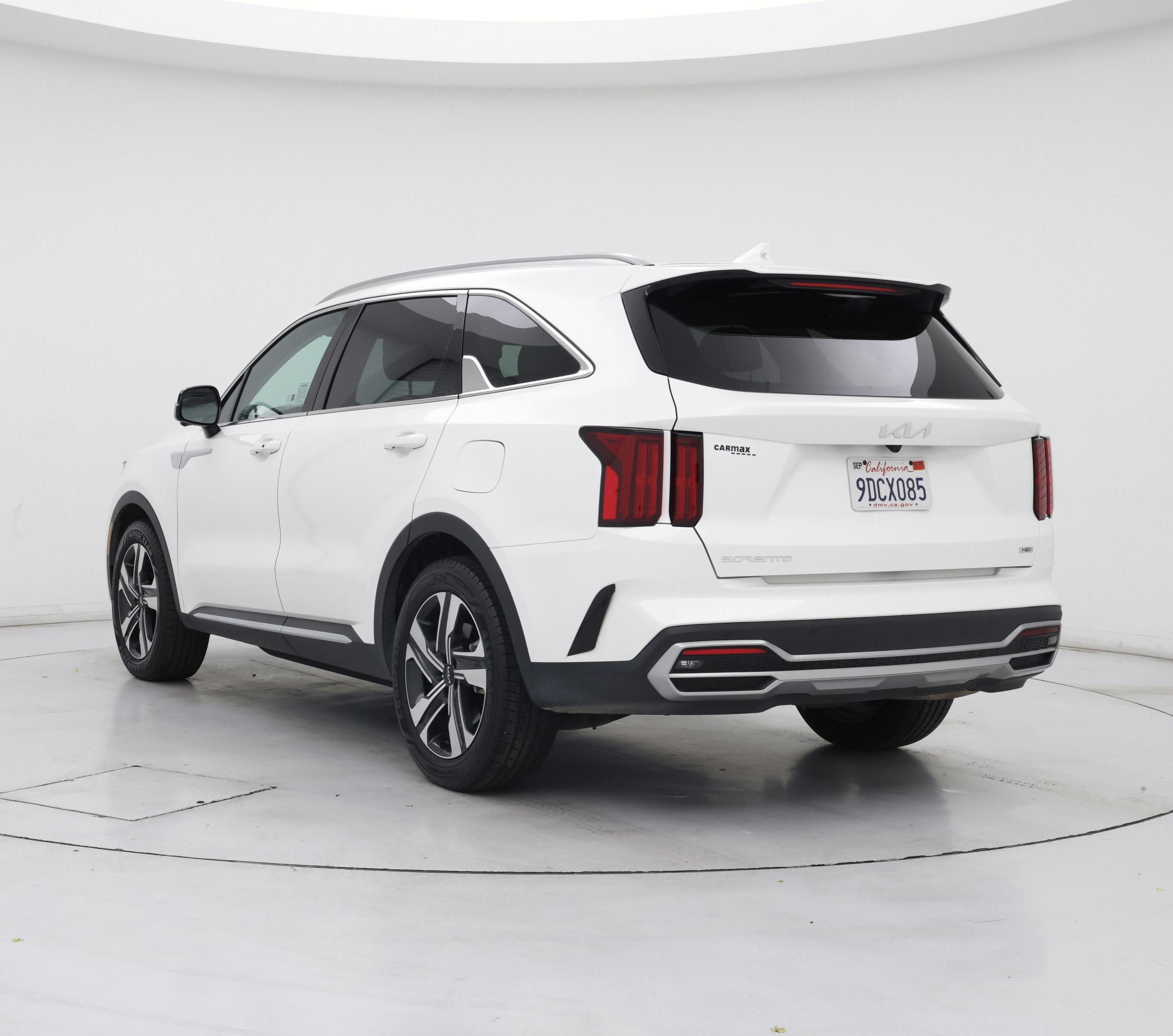 Thumbnail: 2023 Kia Sorento - 2