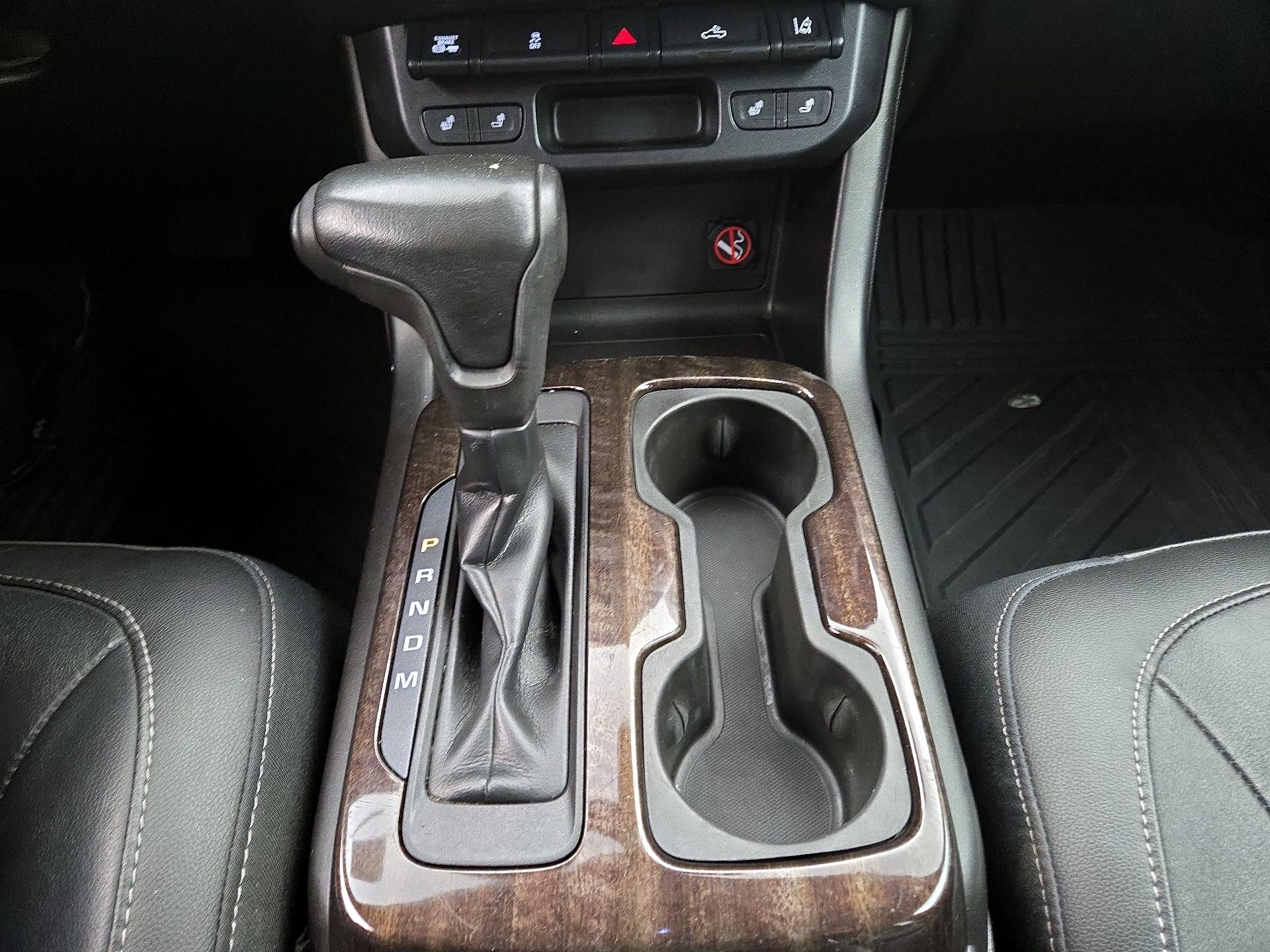 Thumbnail: 2016 GMC Canyon - 17