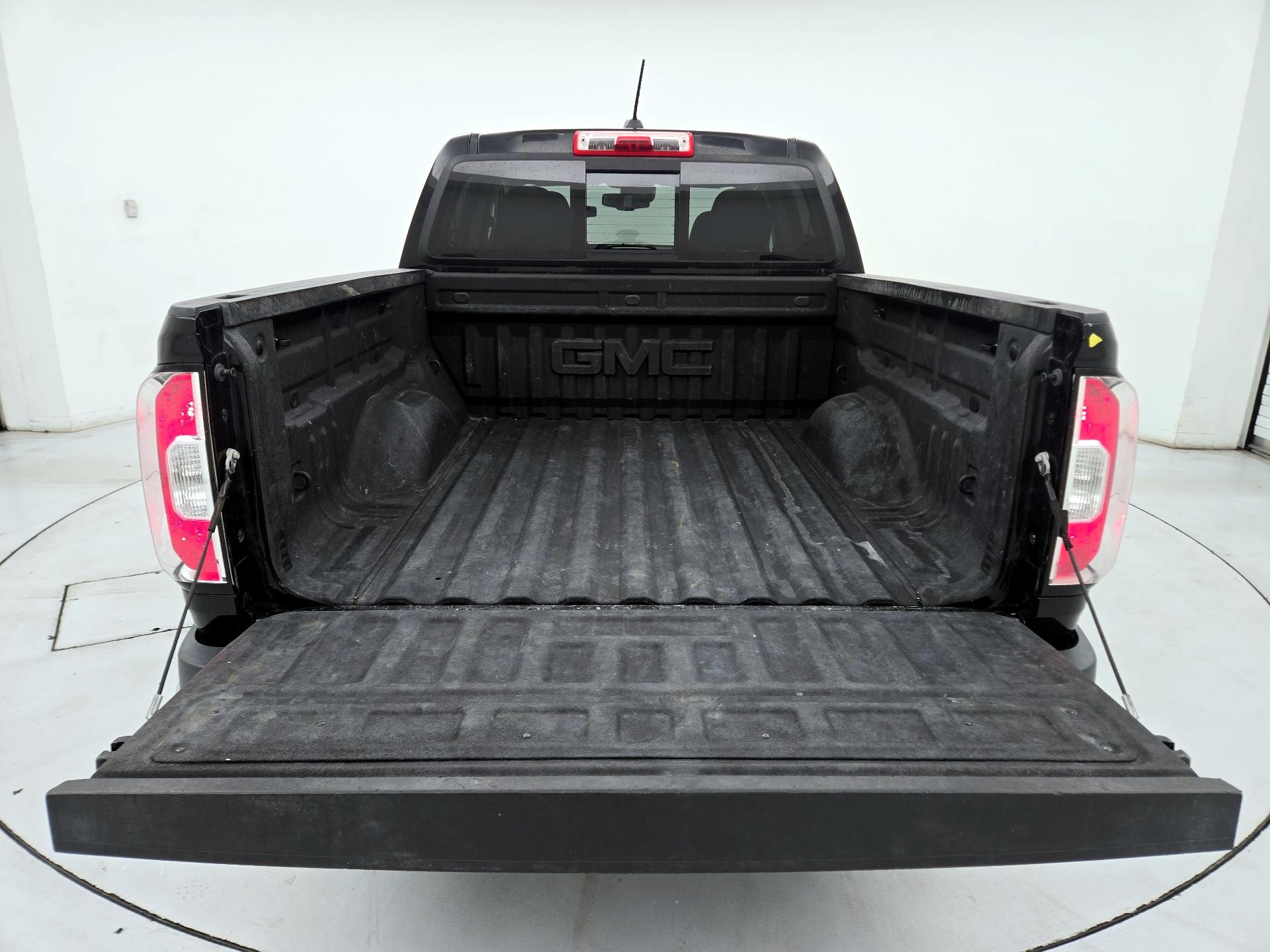 Thumbnail: 2016 GMC Canyon - 20