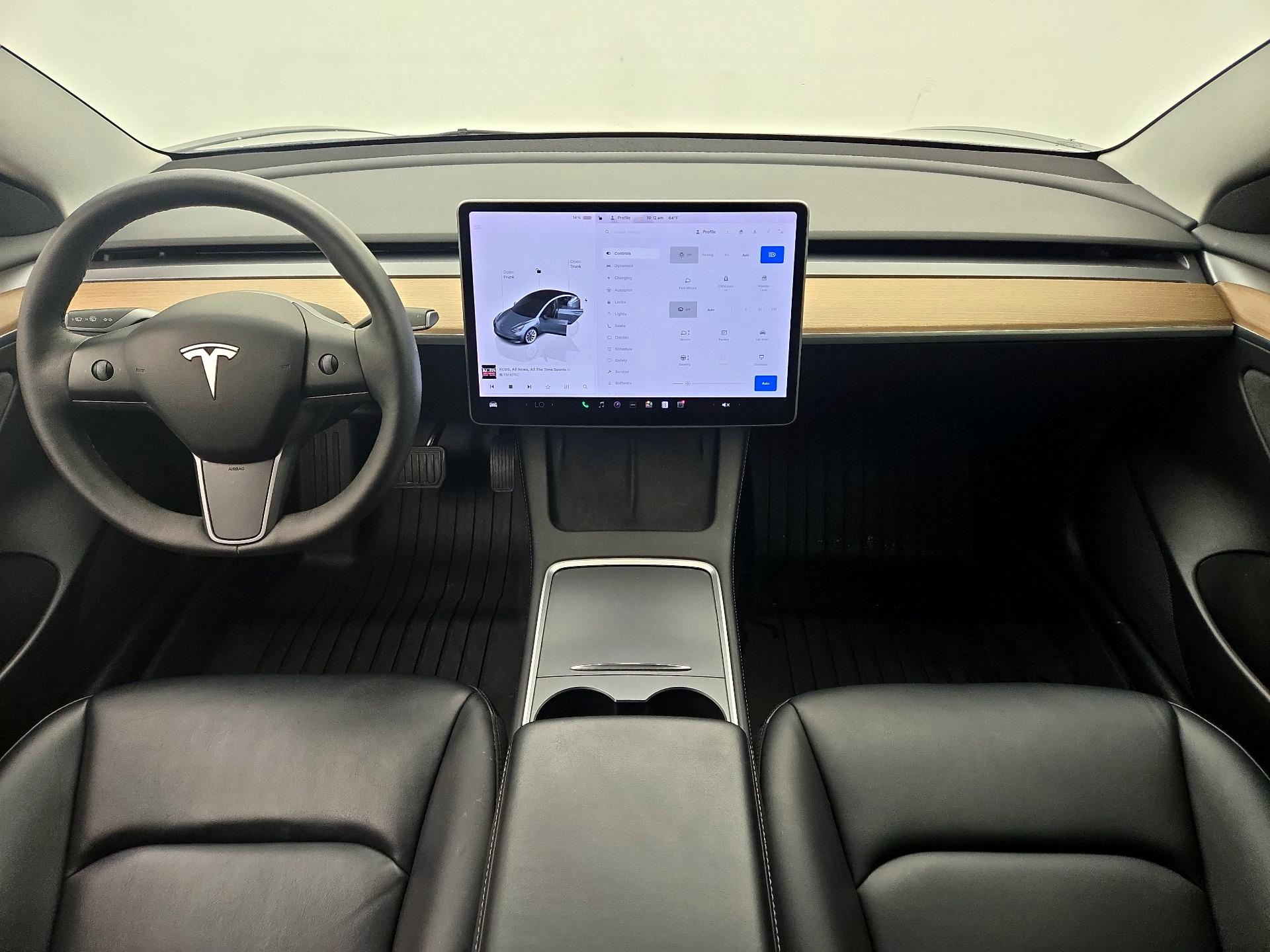 Thumbnail: 2022 Tesla Model 3 - 9