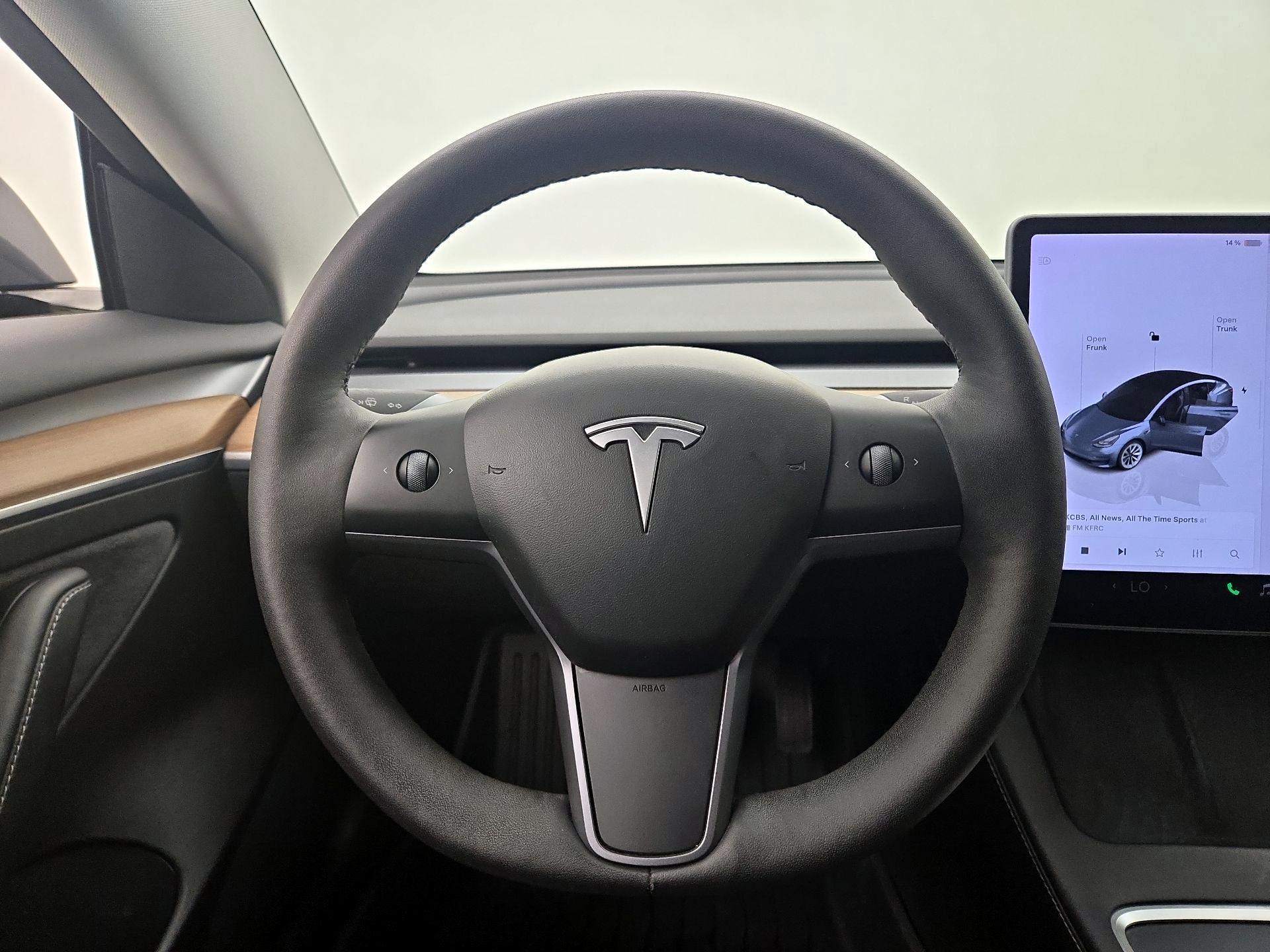 Thumbnail: 2022 Tesla Model 3 - 10
