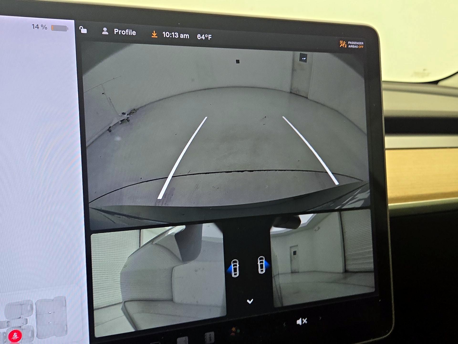 Thumbnail: 2022 Tesla Model 3 - 14