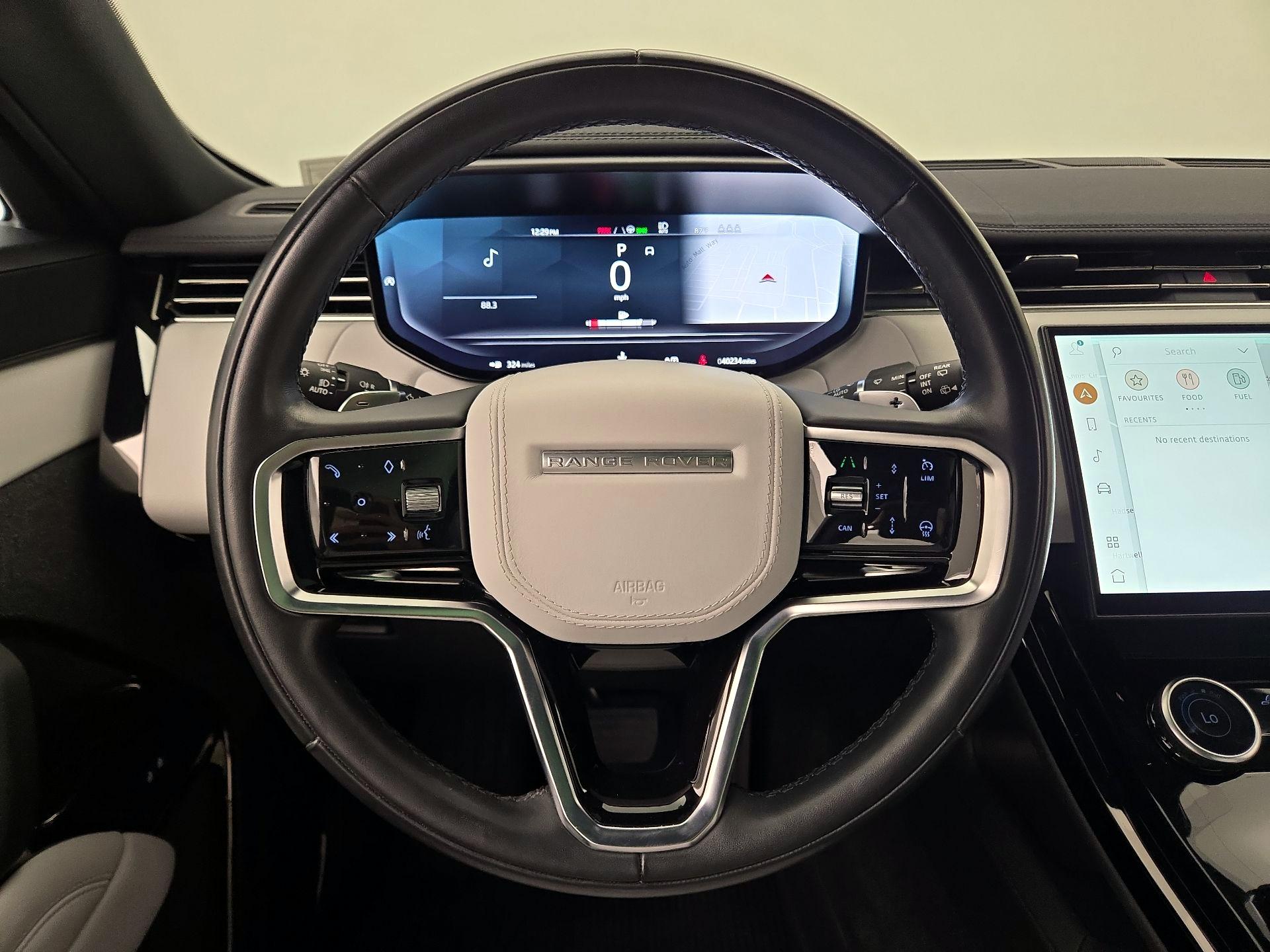 Thumbnail: 2023 Land Rover Range Rover Sport - 10