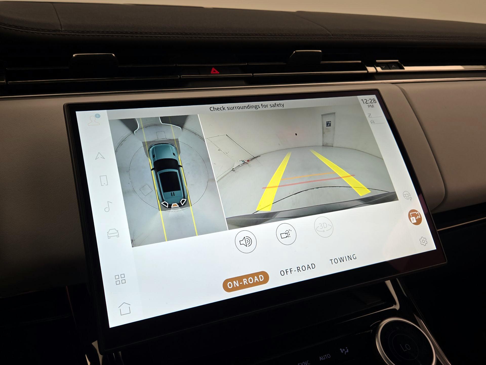 Thumbnail: 2023 Land Rover Range Rover Sport - 15