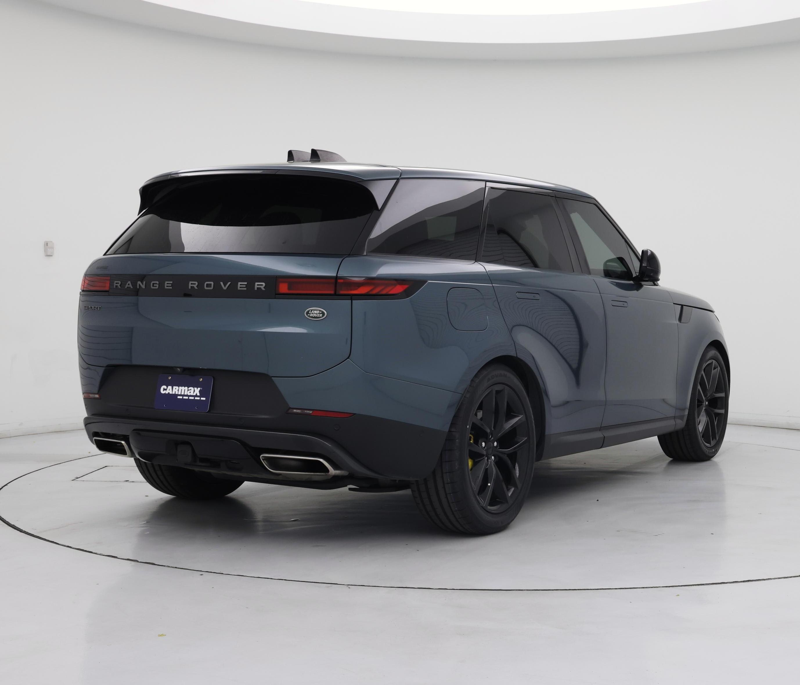 Thumbnail: 2023 Land Rover Range Rover Sport - 8