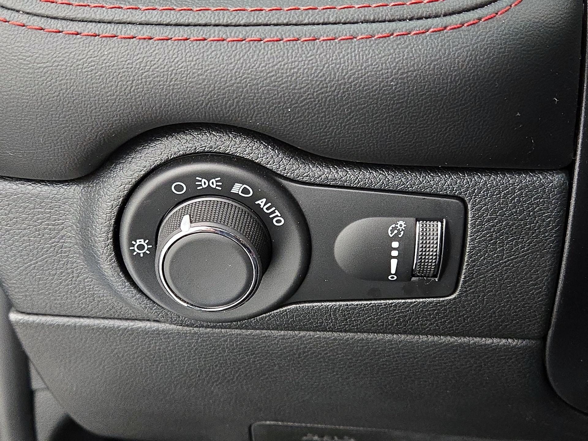 Thumbnail: 2024 Dodge Durango - 13