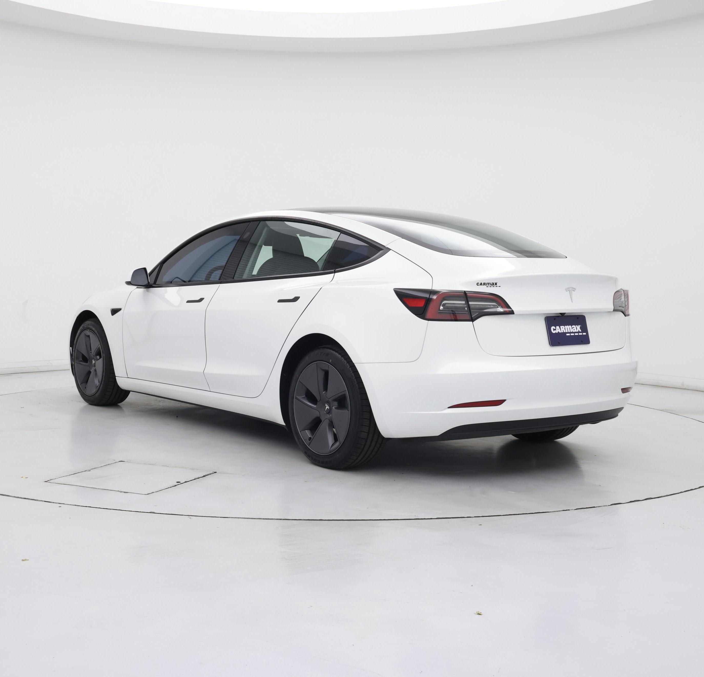 Thumbnail: 2023 Tesla Model 3 - 2