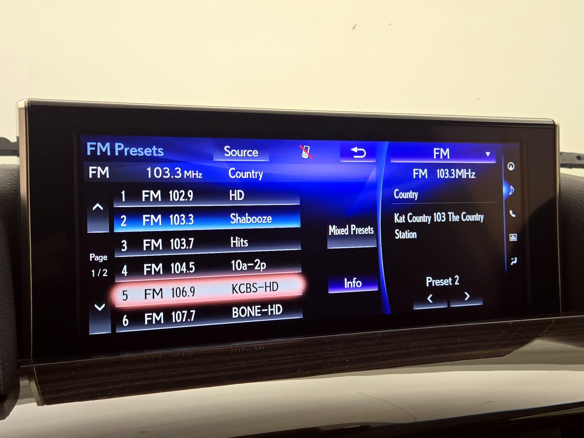 Thumbnail: 2021 Lexus LX - 15