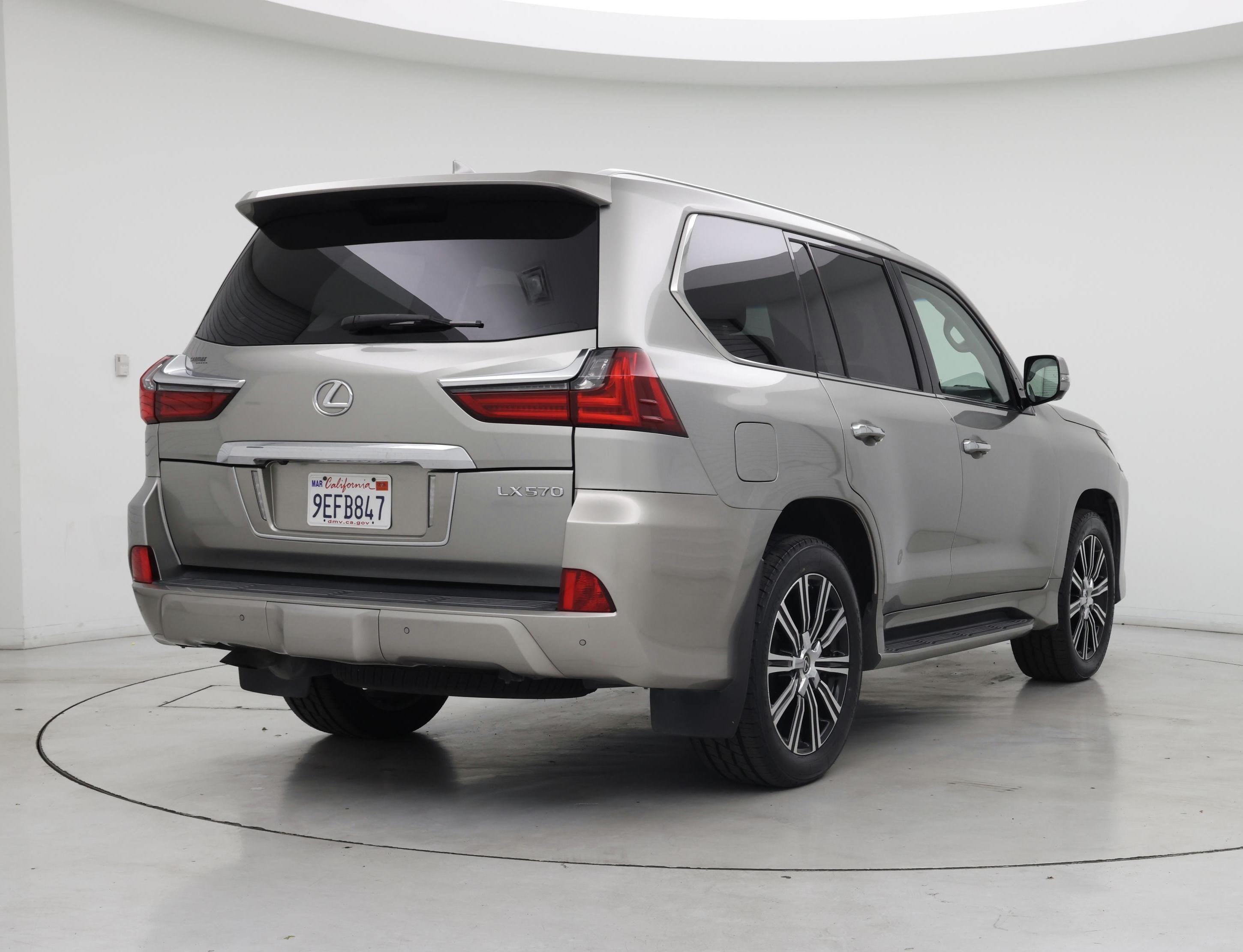 Thumbnail: 2021 Lexus LX - 8