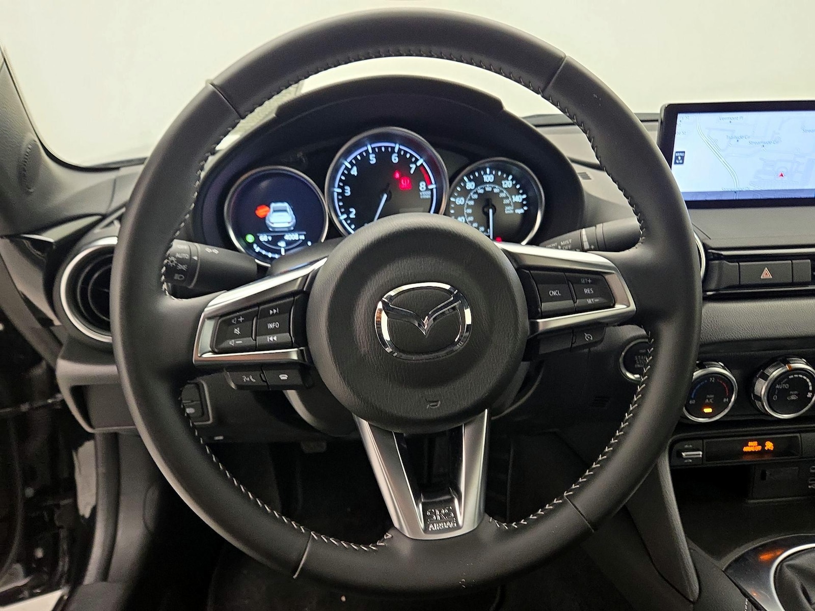 2025 Mazda MX-5 Miata RF Grand Touring - Photo 11
