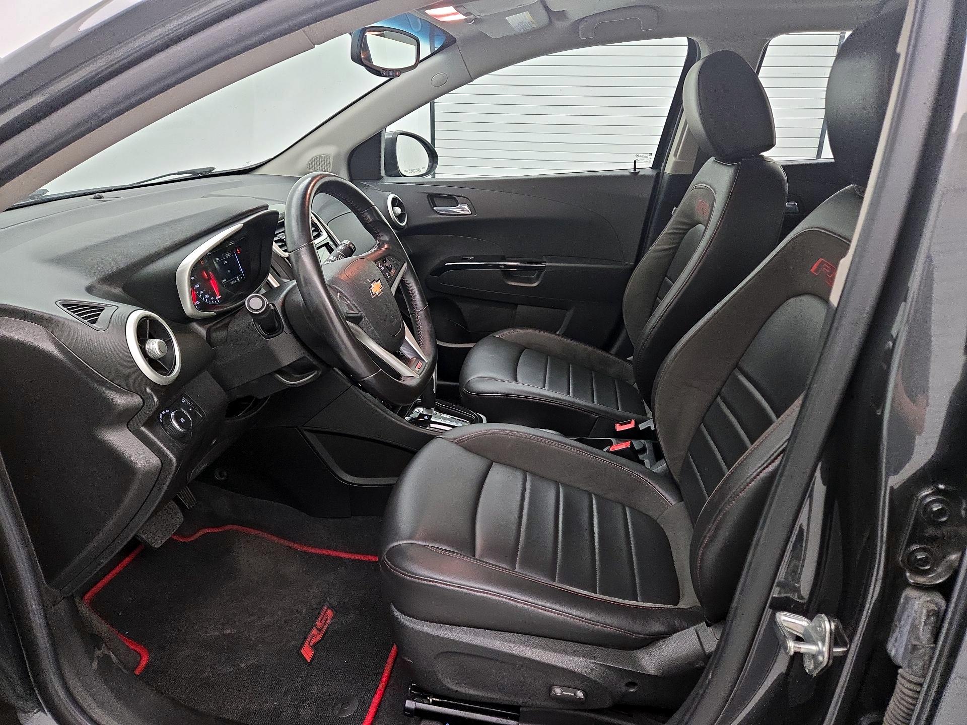 Thumbnail: 2017 Chevrolet Sonic - 11