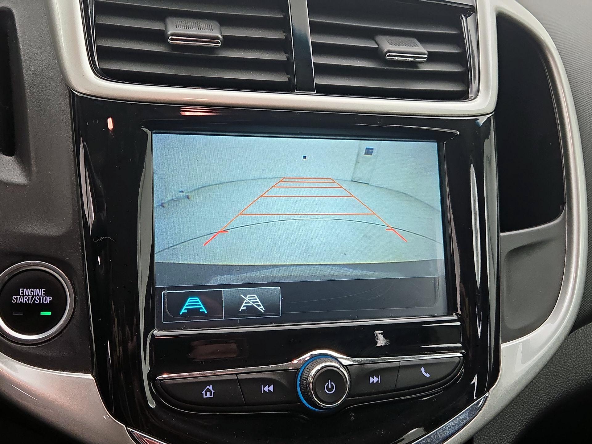 Thumbnail: 2017 Chevrolet Sonic - 14