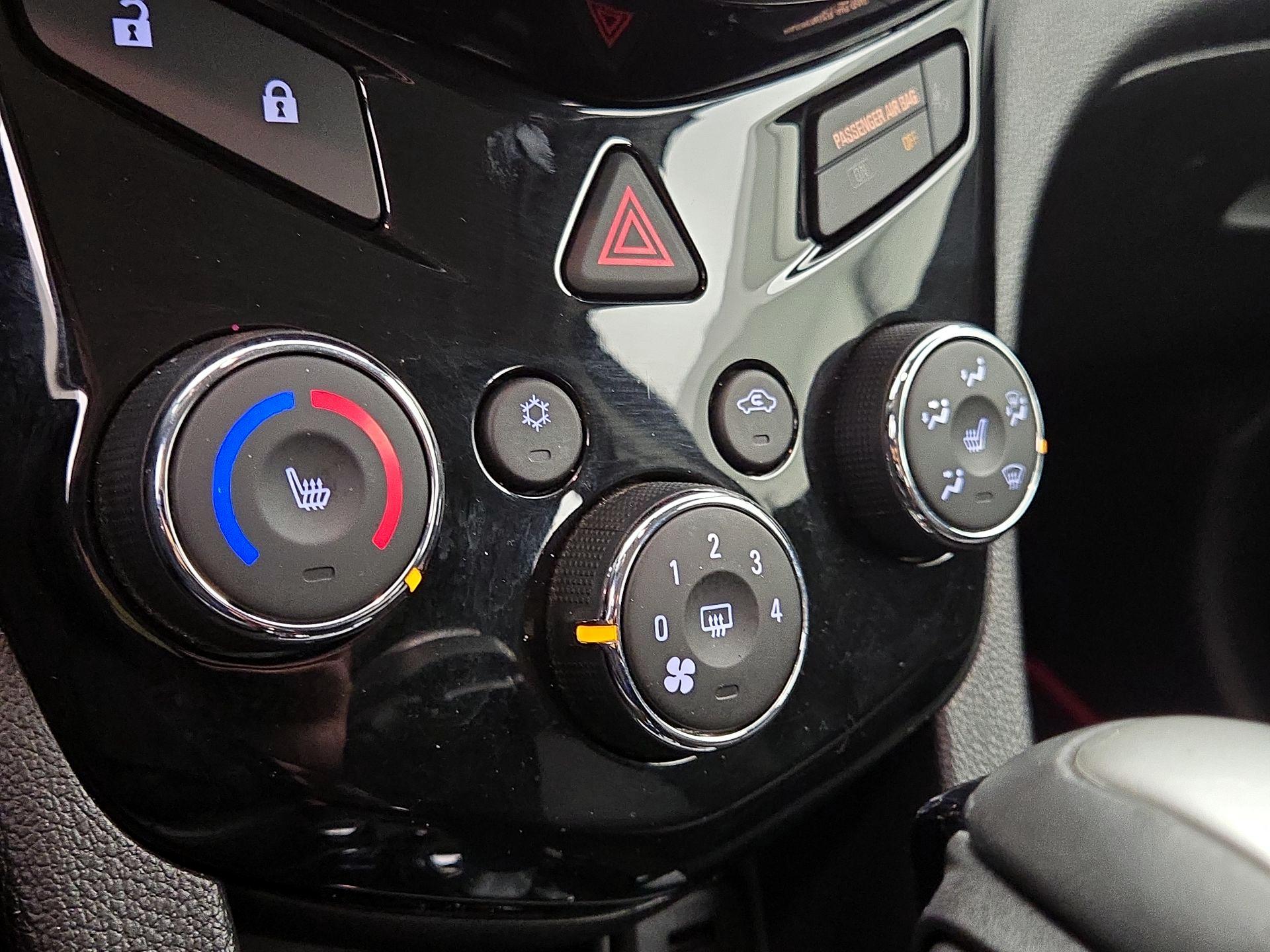 Thumbnail: 2017 Chevrolet Sonic - 16