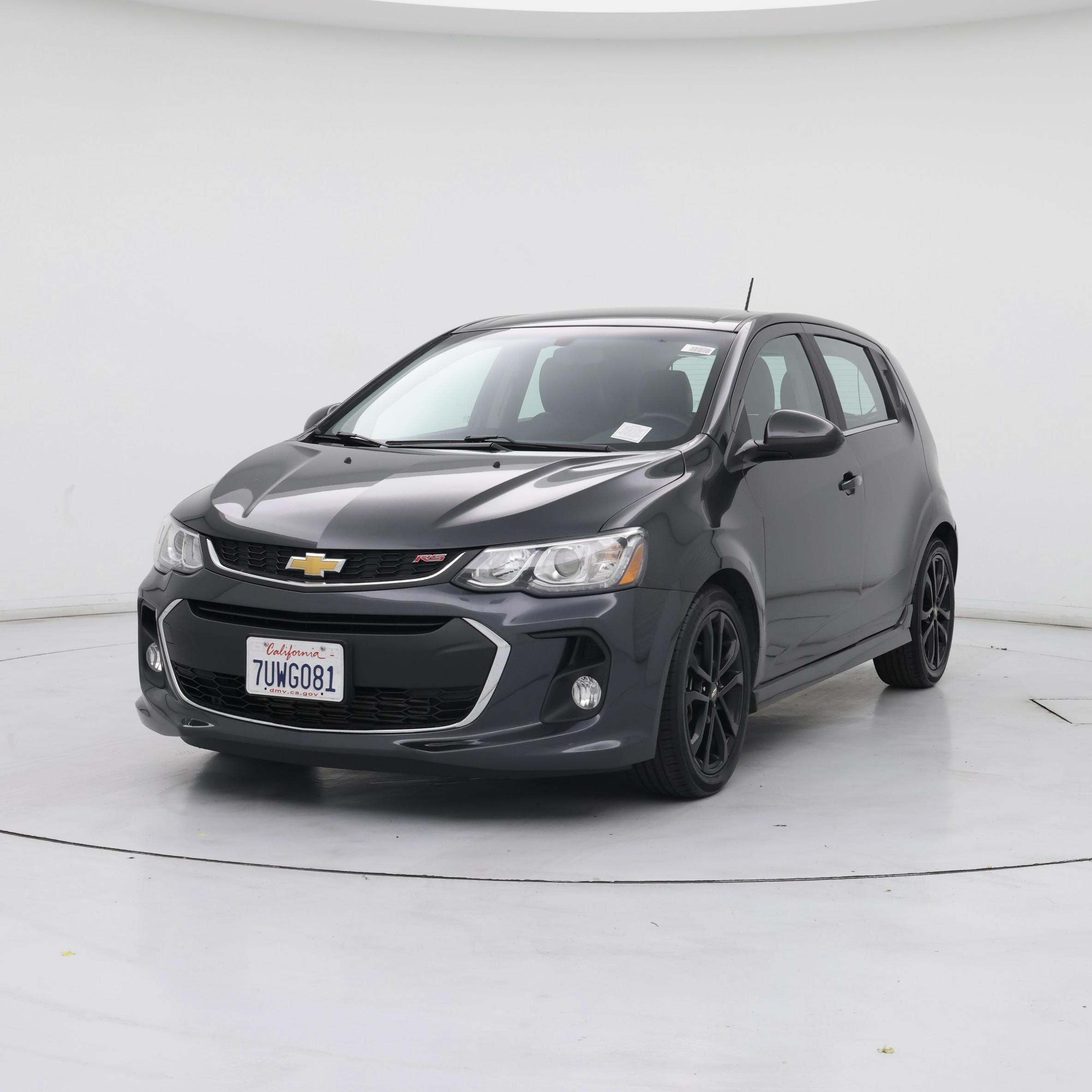 Thumbnail: 2017 Chevrolet Sonic - 4