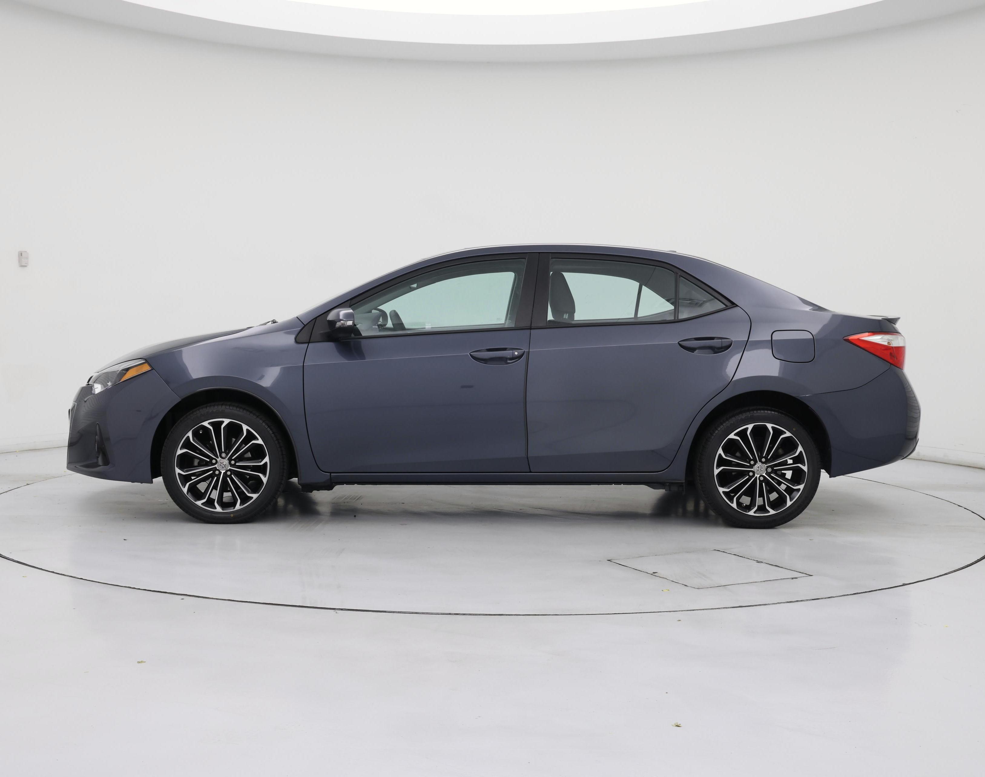 Thumbnail: 2016 Toyota Corolla - 3
