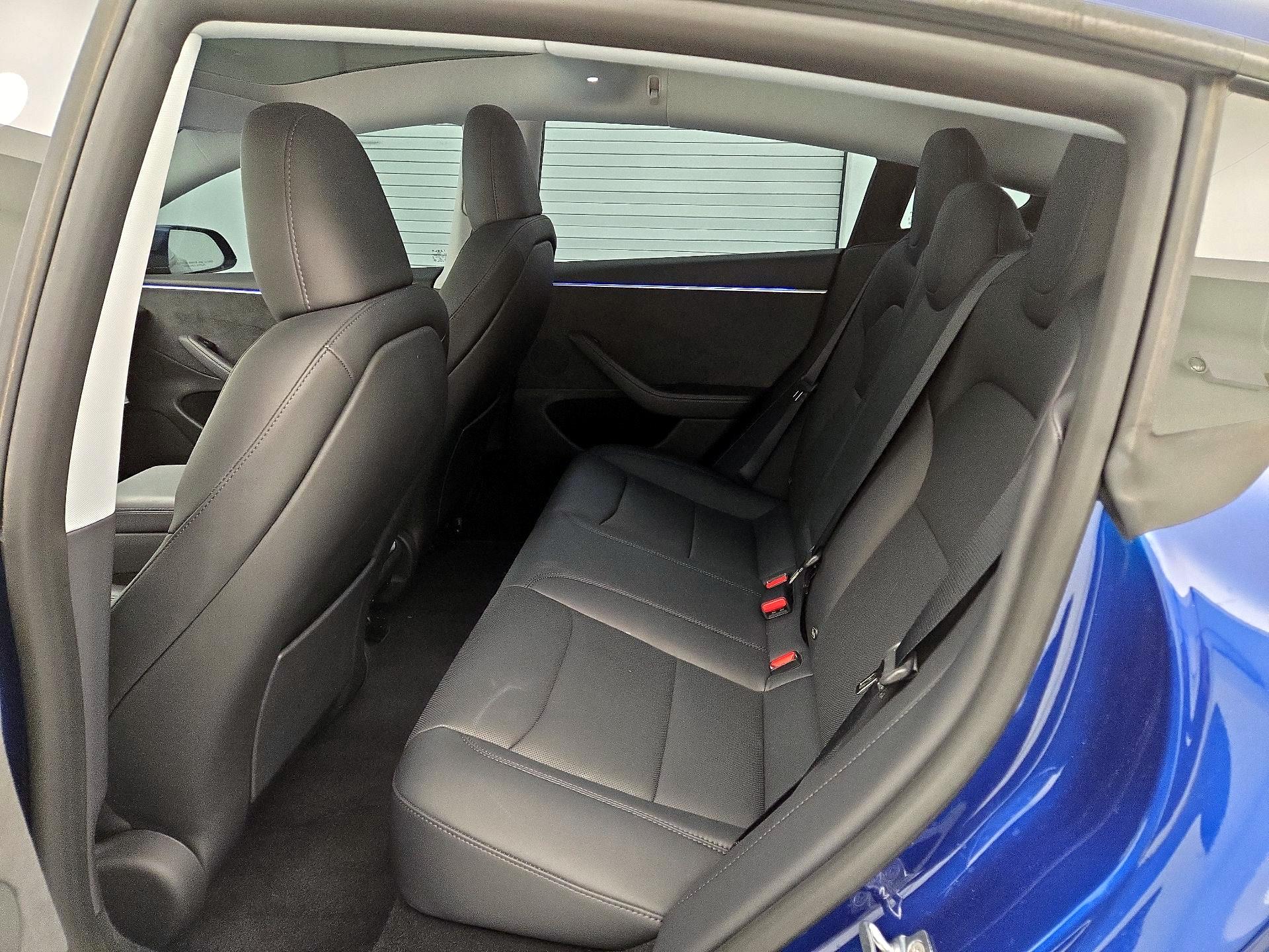 Thumbnail: 2025 Tesla Model 3 - 20
