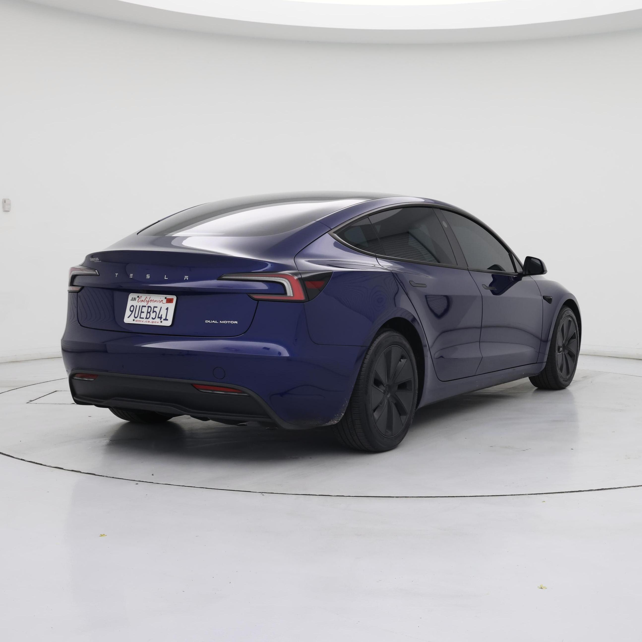 Thumbnail: 2025 Tesla Model 3 - 8