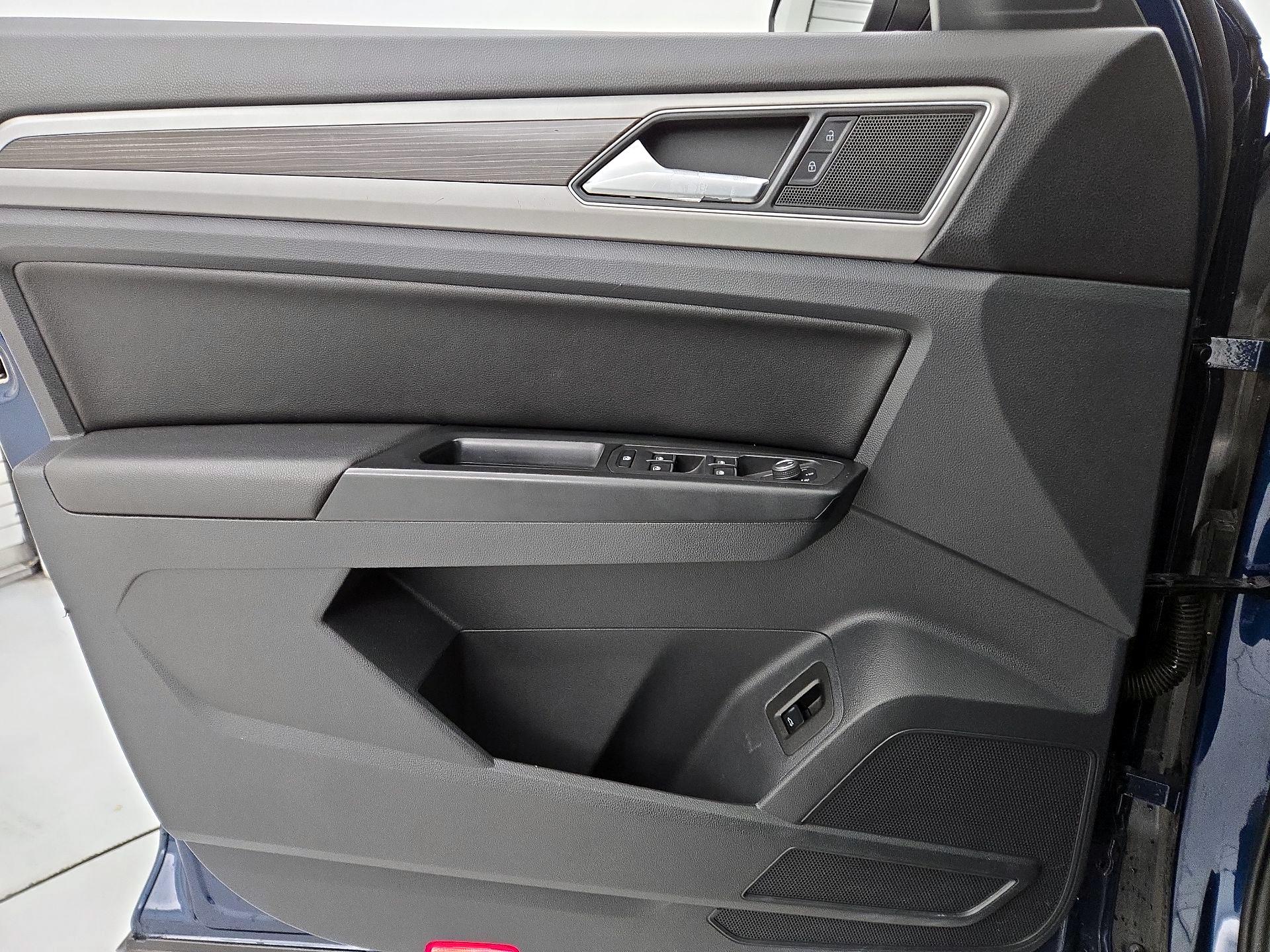 Thumbnail: 2019 Volkswagen Atlas - 12