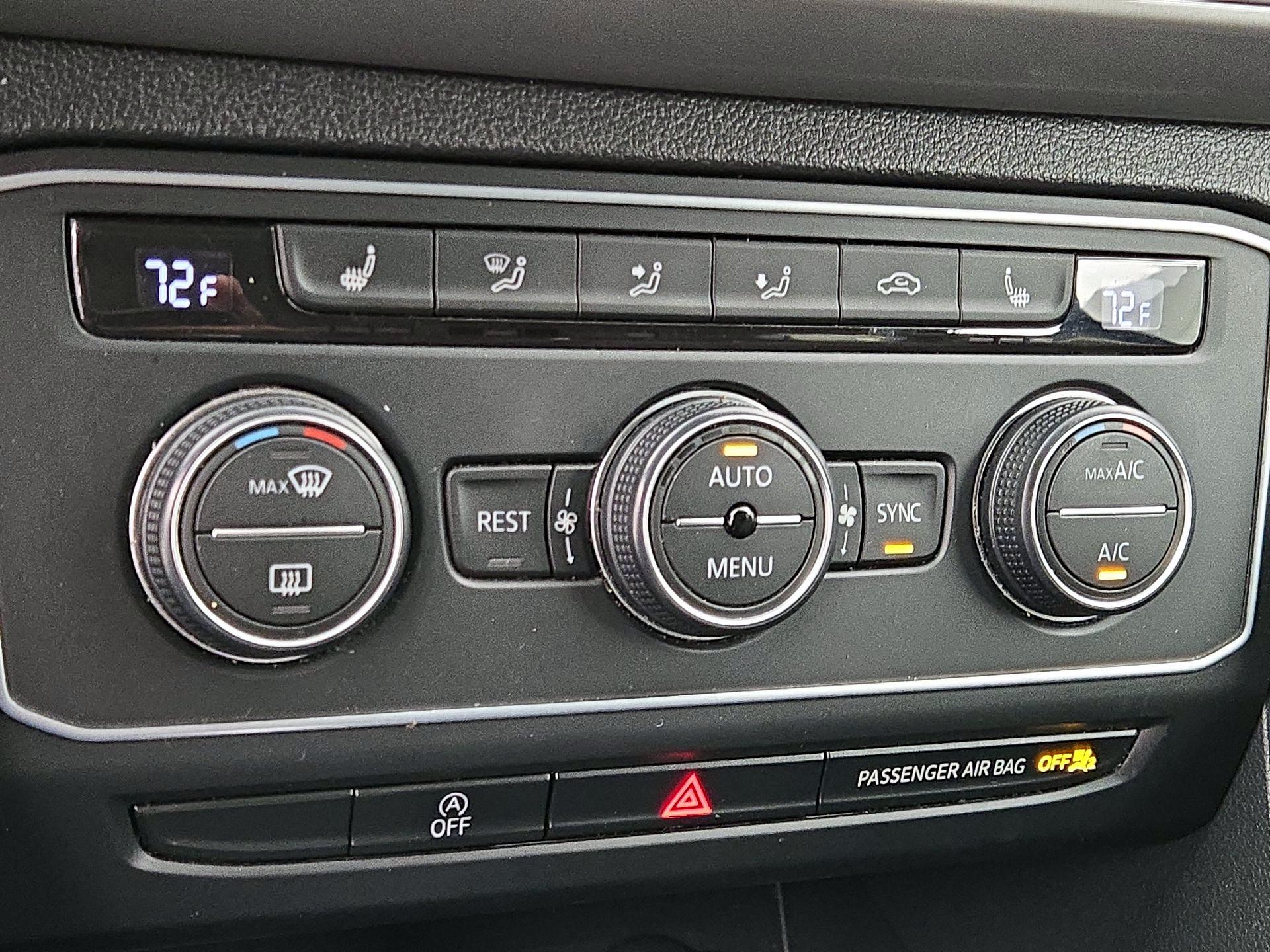 Thumbnail: 2019 Volkswagen Atlas - 16