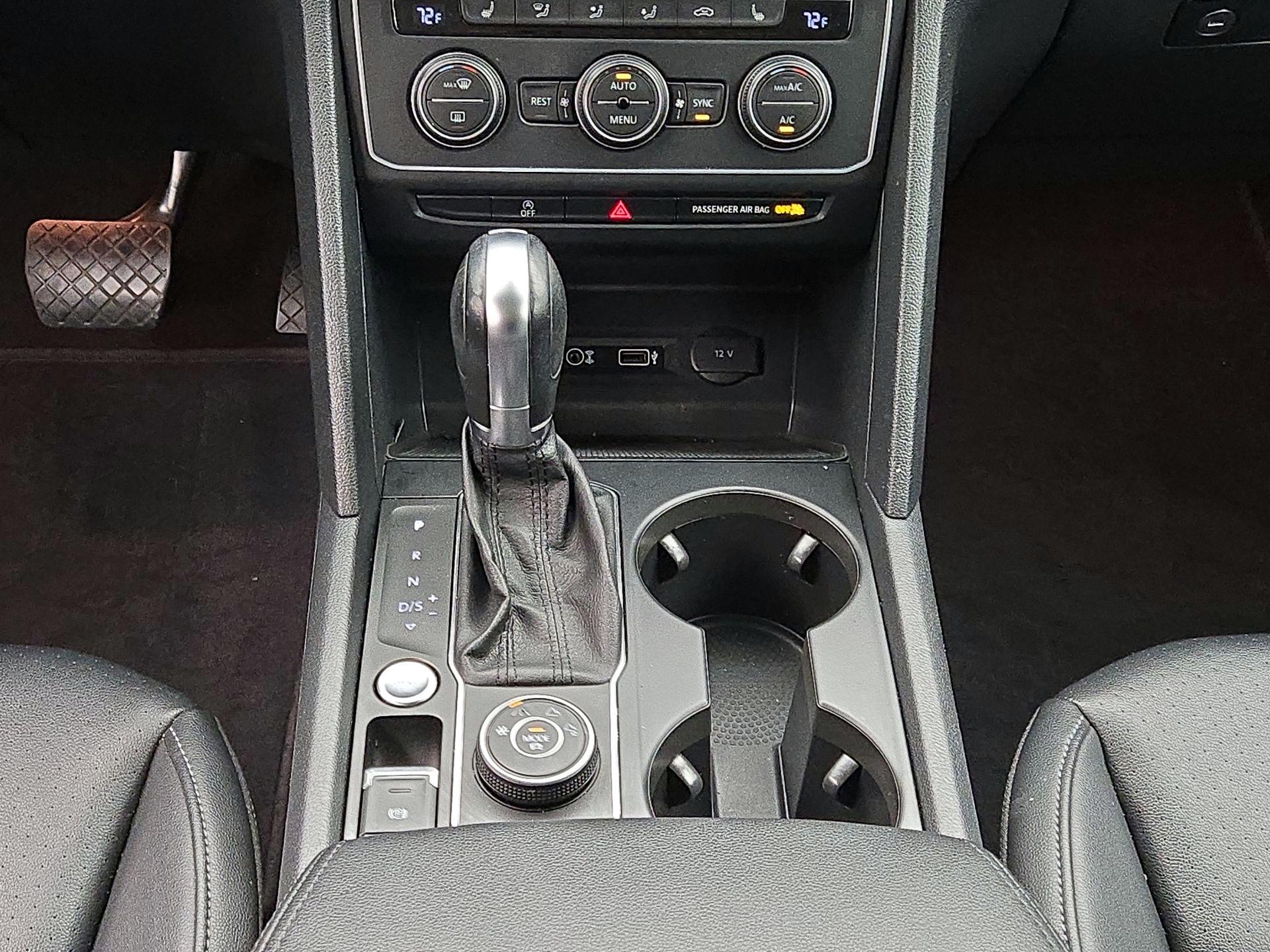 Thumbnail: 2019 Volkswagen Atlas - 17