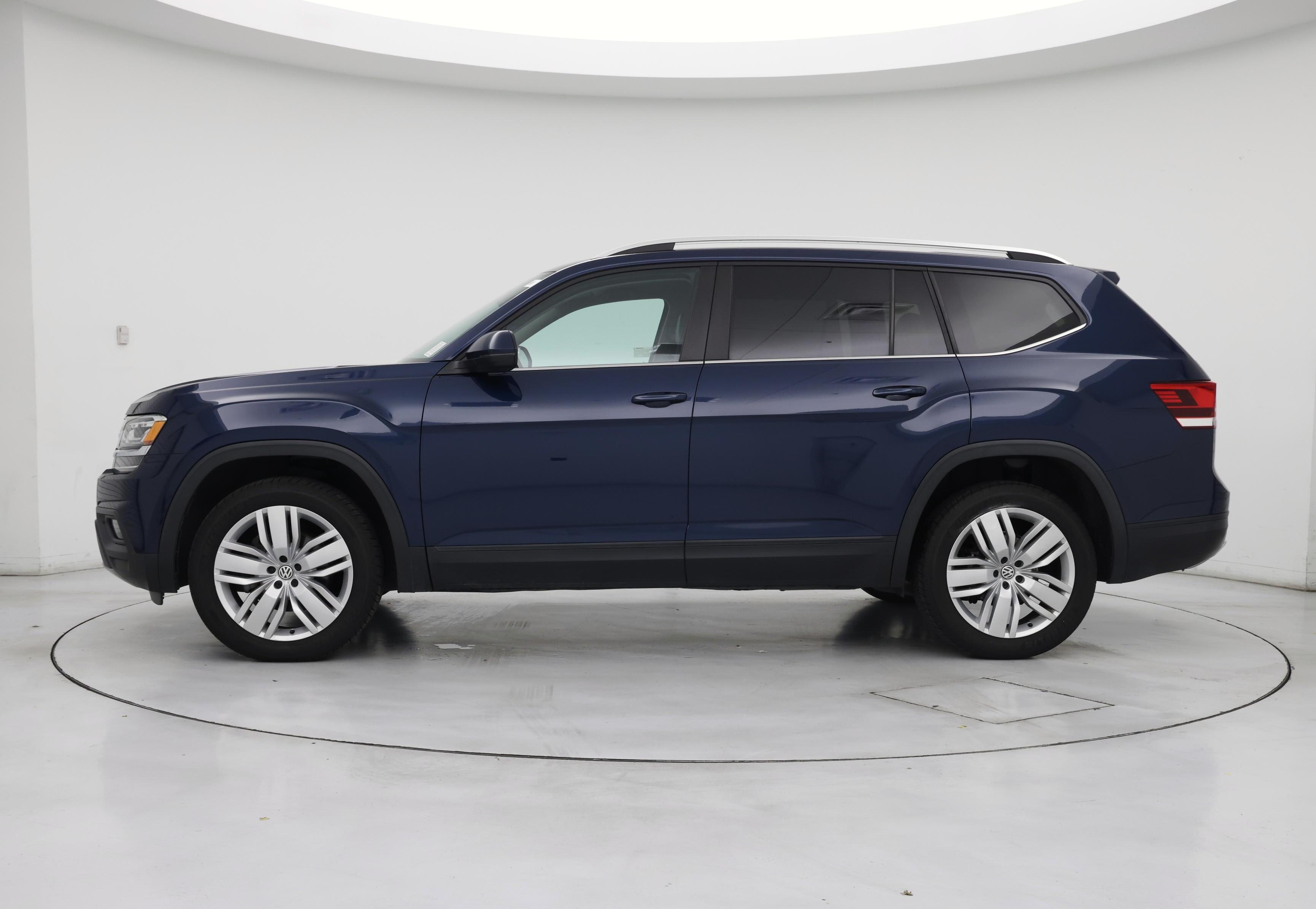 Thumbnail: 2019 Volkswagen Atlas - 3