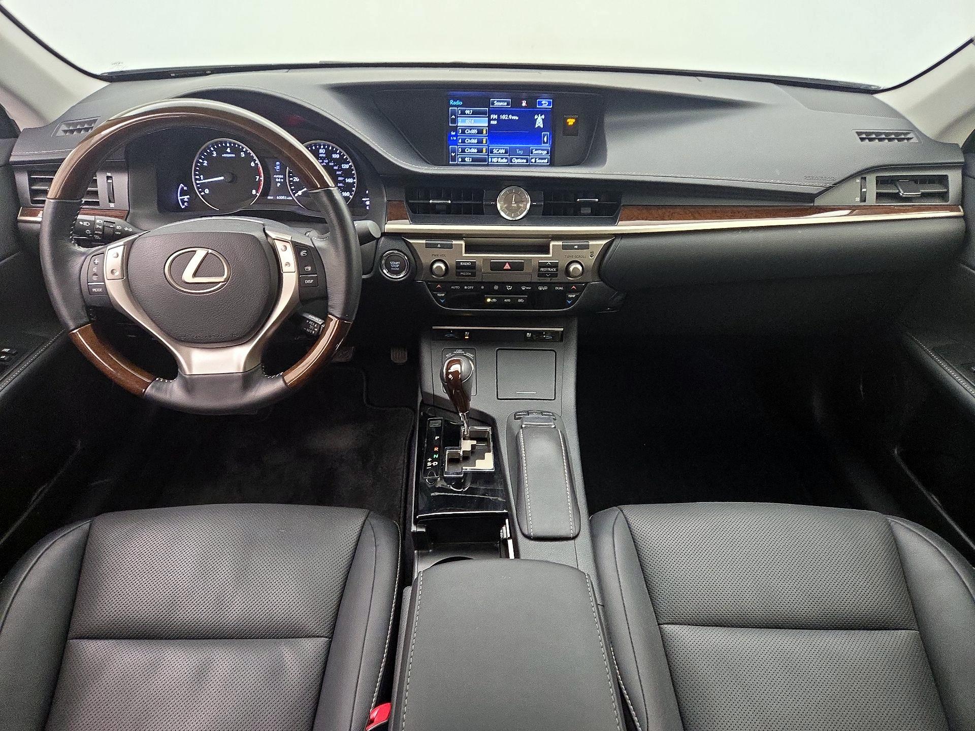Thumbnail: 2015 Lexus ES - 9