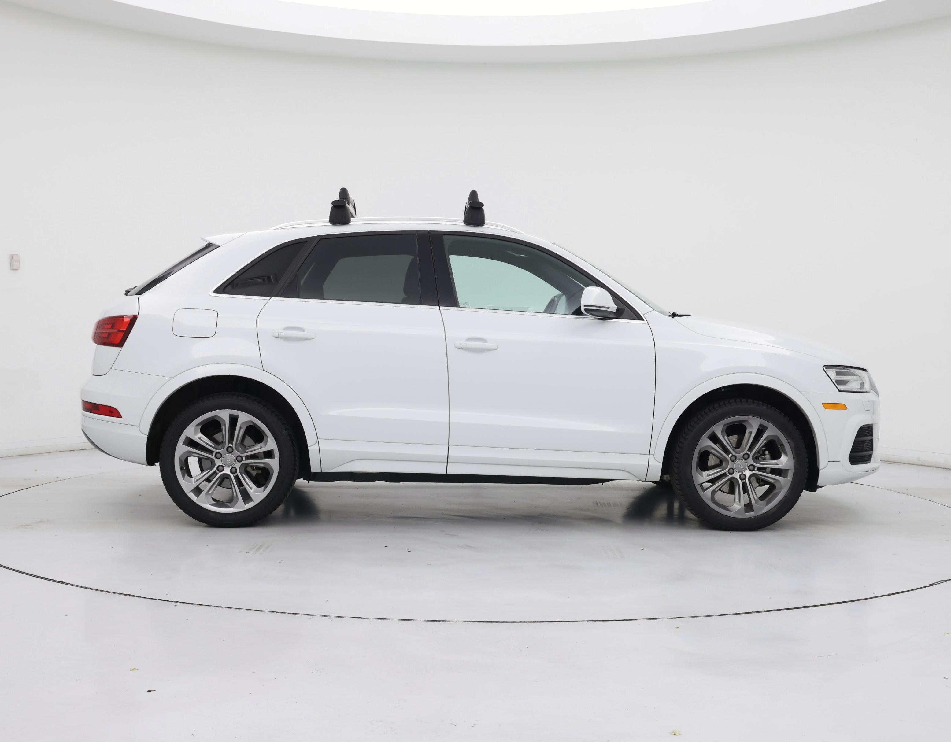 Thumbnail: 2016 Audi Q3 - 7