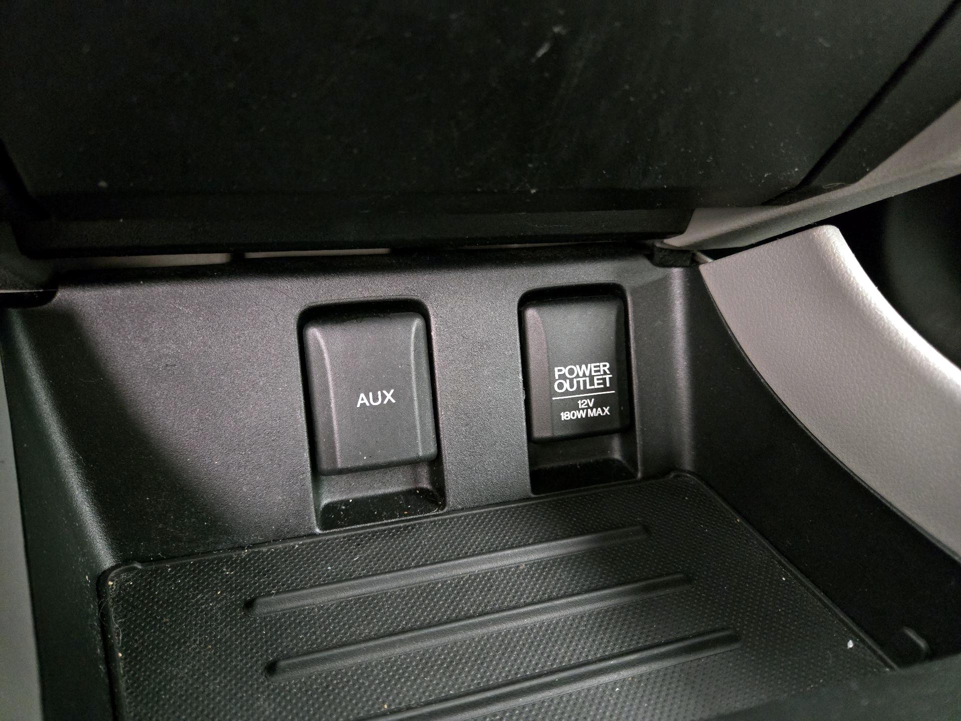 Thumbnail: 2015 Honda Civic - 18