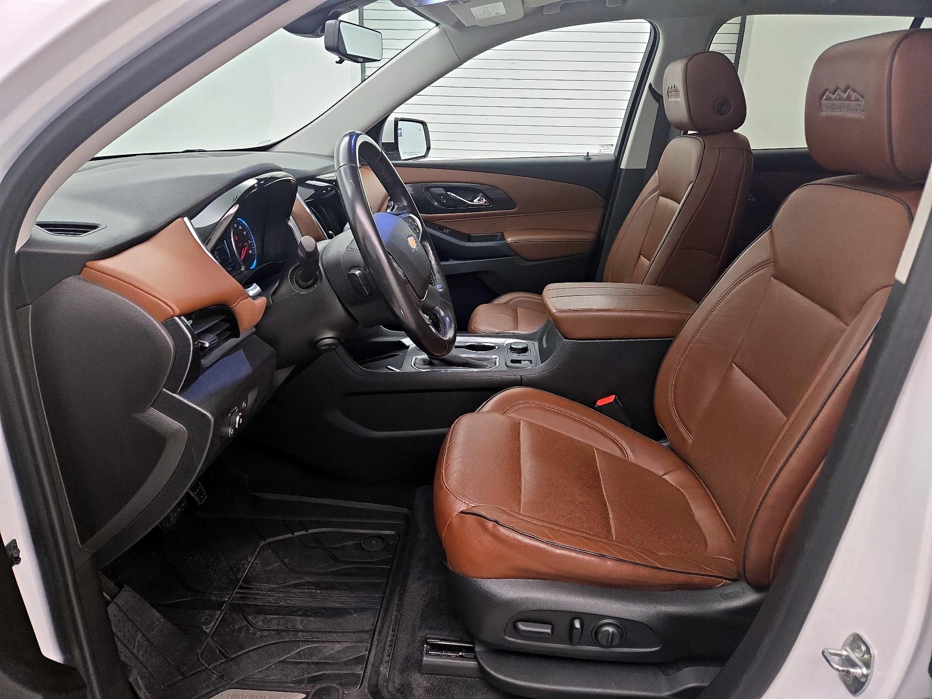 Thumbnail: 2019 Chevrolet Traverse - 11