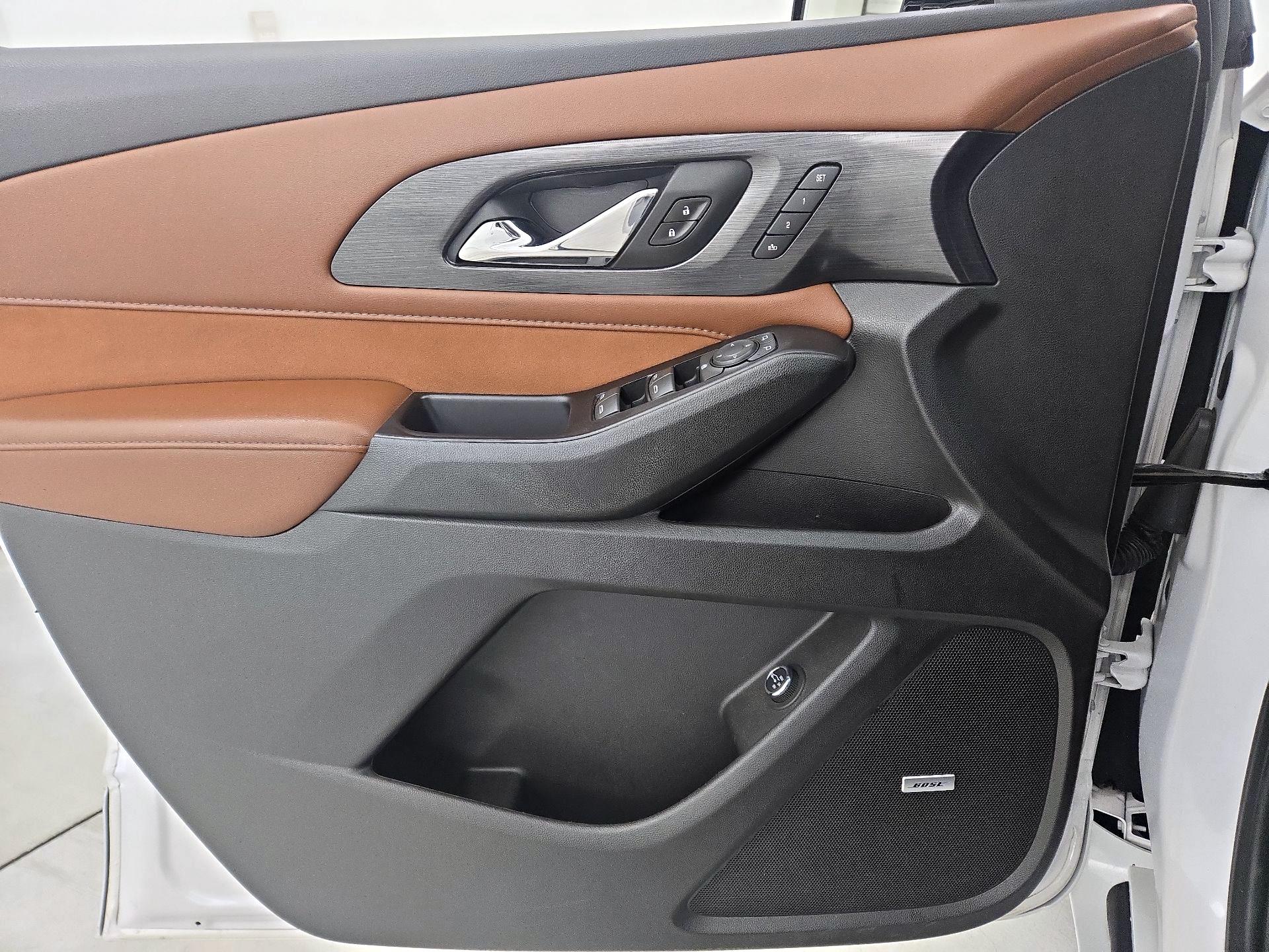 Thumbnail: 2019 Chevrolet Traverse - 12