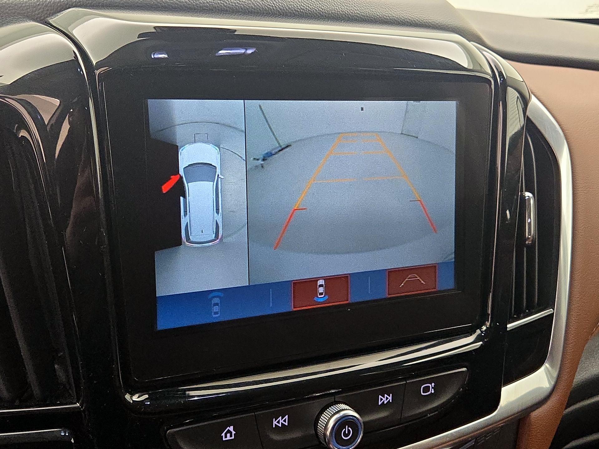 Thumbnail: 2019 Chevrolet Traverse - 14